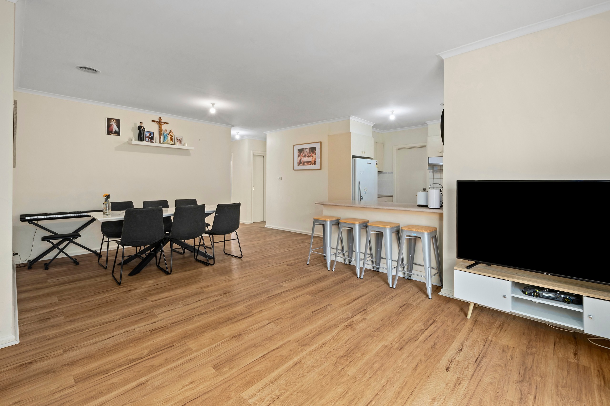 1/1 Lugano Street, Lalor, VIC 3075