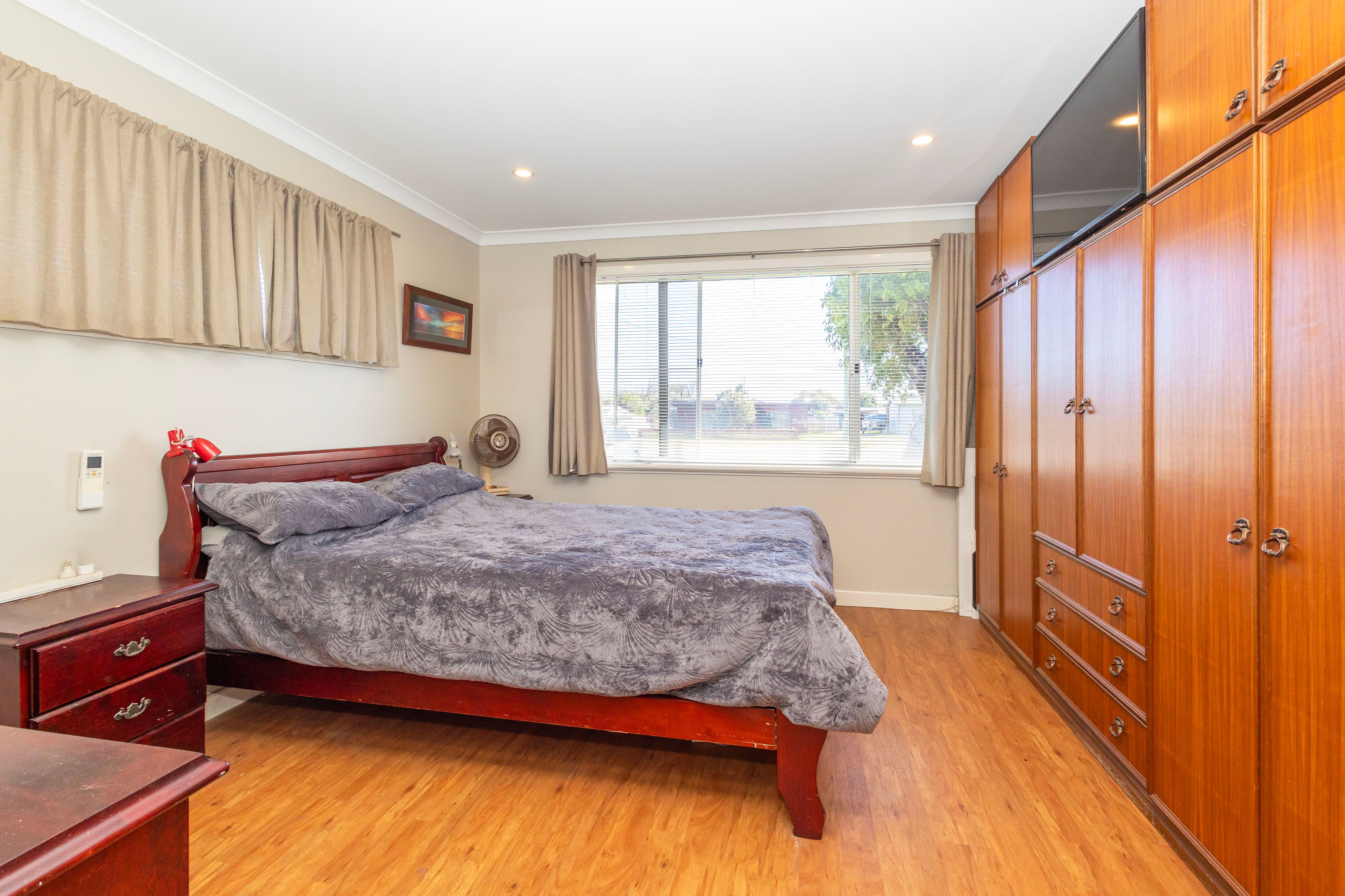 69 Seville Street — photo 17 of 28
