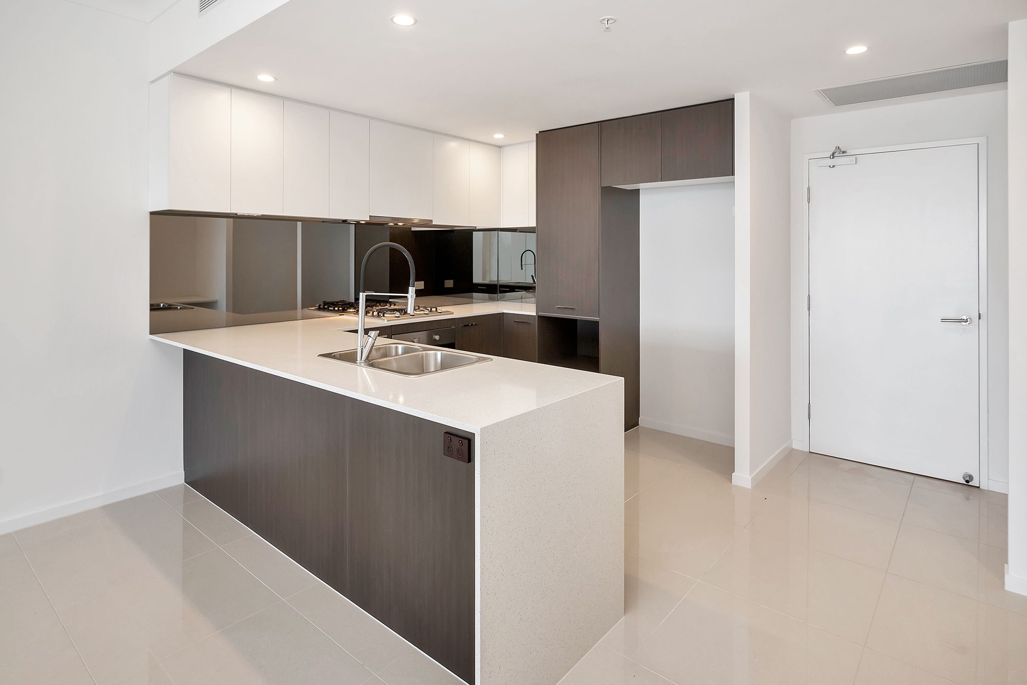 1404/25-31 East Quay Drive, Biggera Waters, QLD 4216