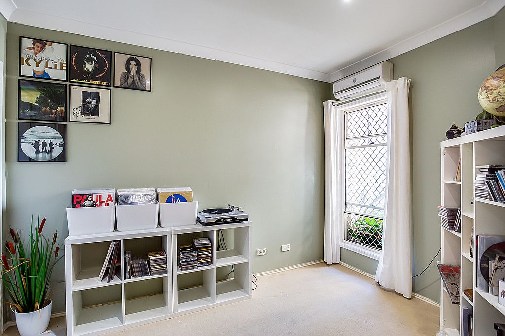 15 Highgate Lane — photo 9 of 12