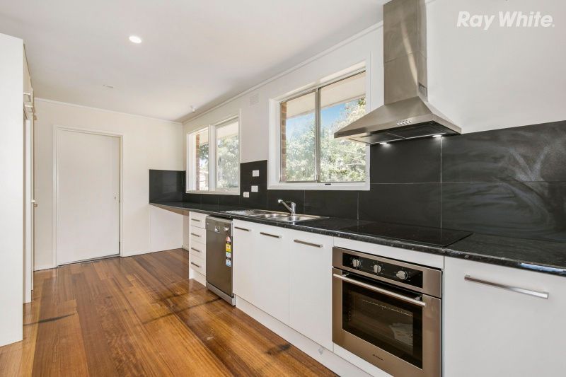 6 Charon Court, Frankston, VIC 3199