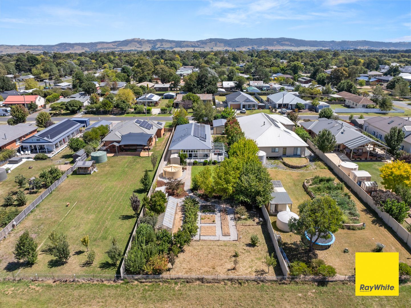 30 Mecca Lane, Bungendore NSW 2621