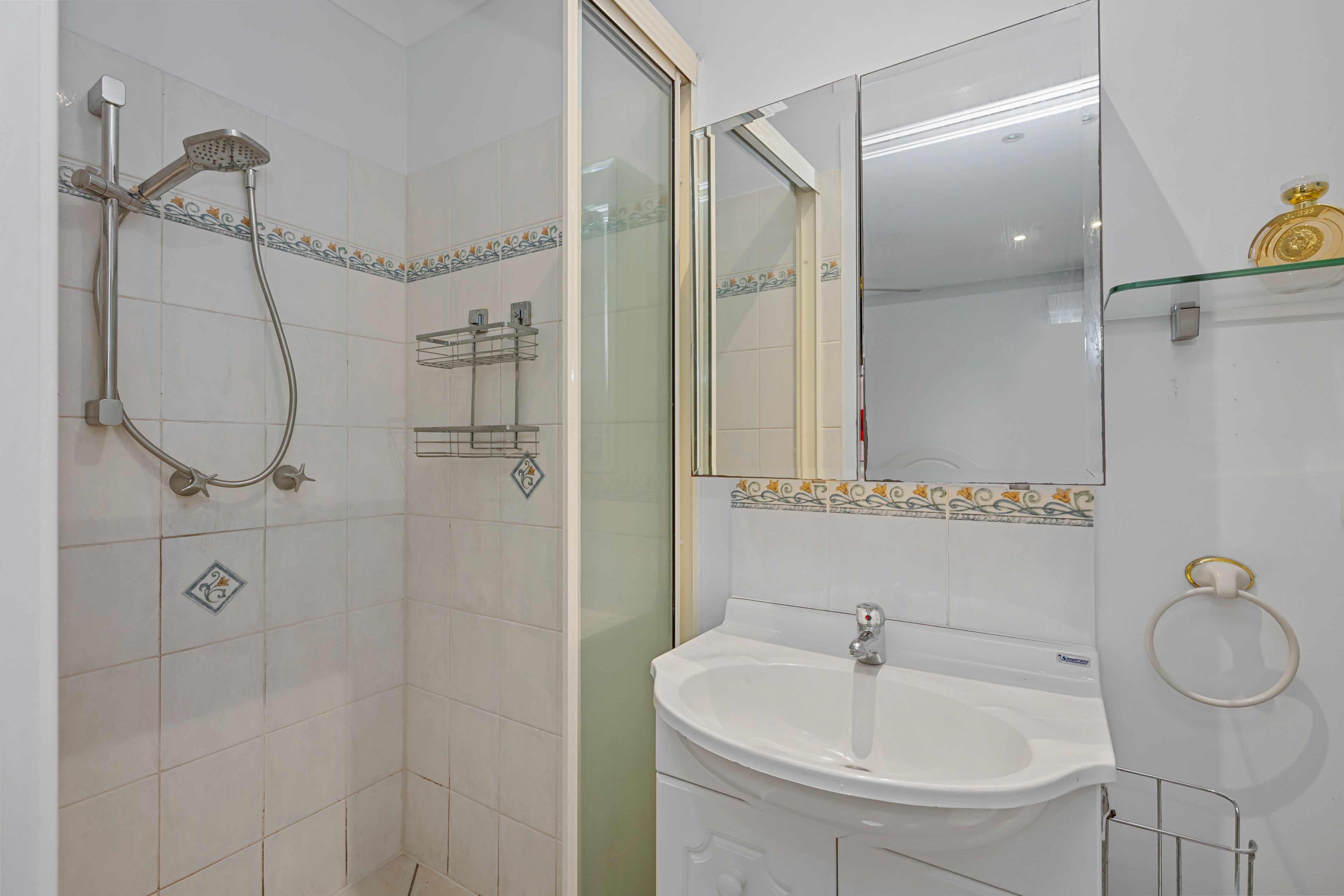 7 Almond Court — photo 14 of 16
