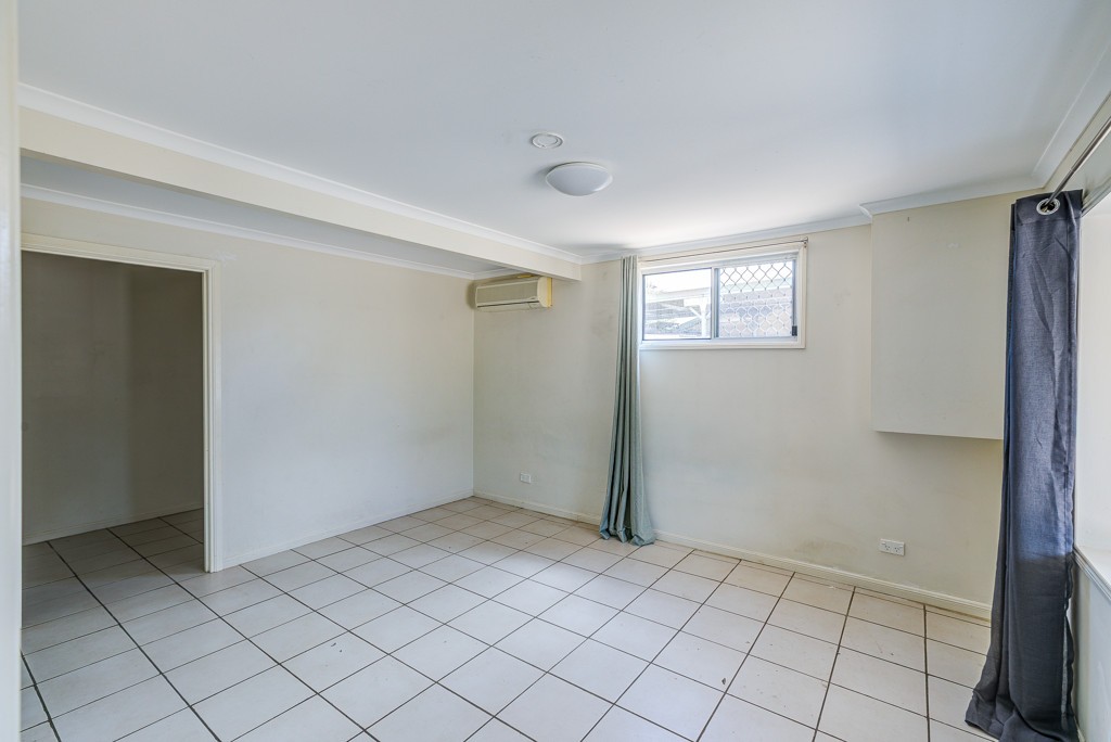 133 Waratah Drive, Crestmead, QLD 4132