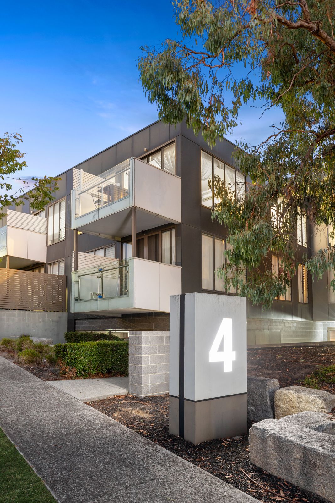 106/4 Yarra Bing Crescent, Burwood, VIC 3125