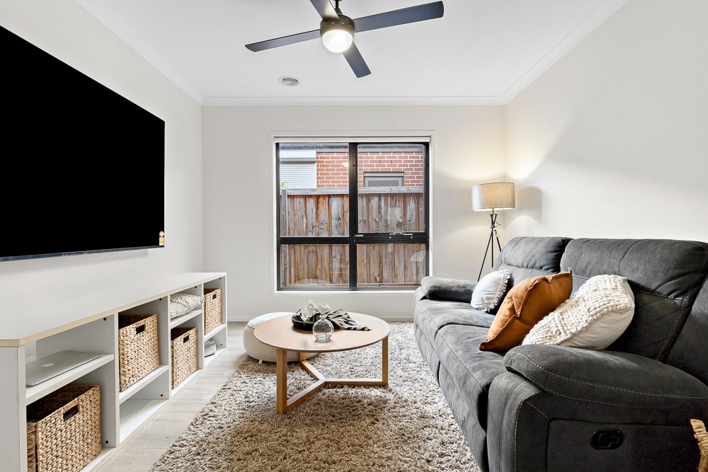 44 Lucy Crescent, Greenvale, VIC 3059