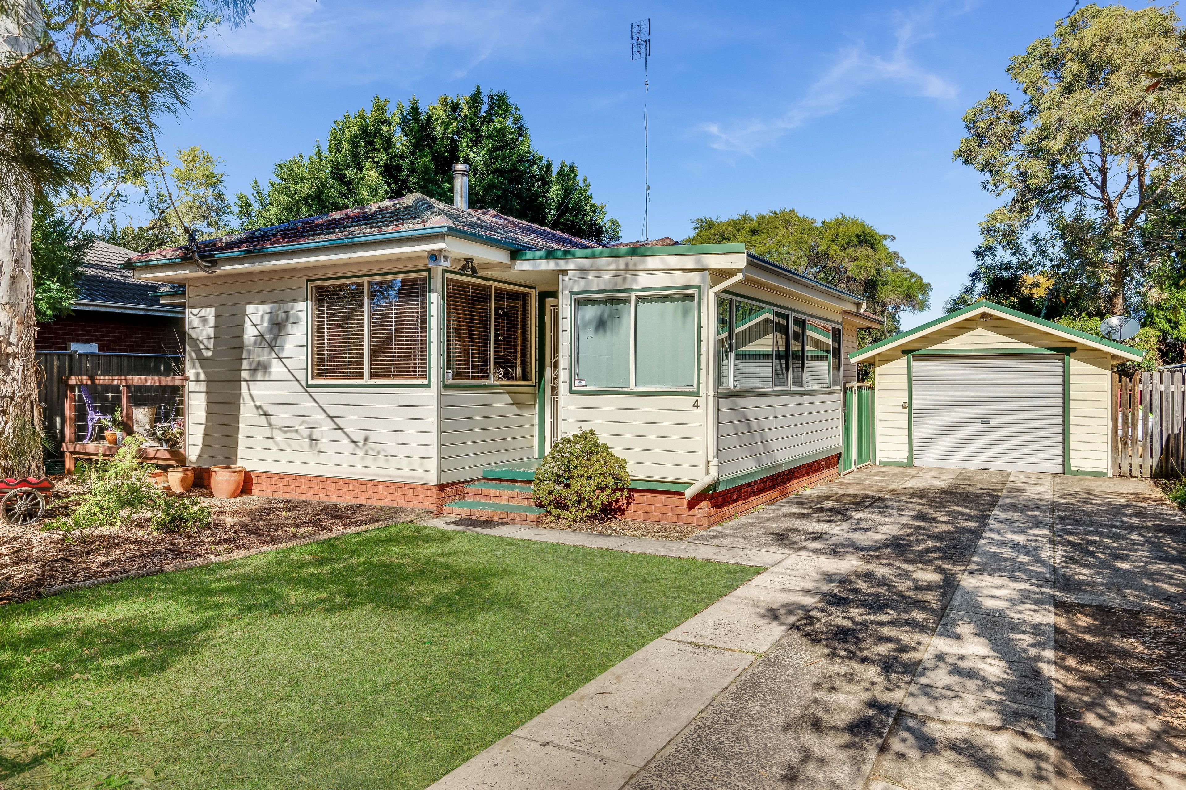 4 MacArthur Parade, Woy Woy NSW 2256