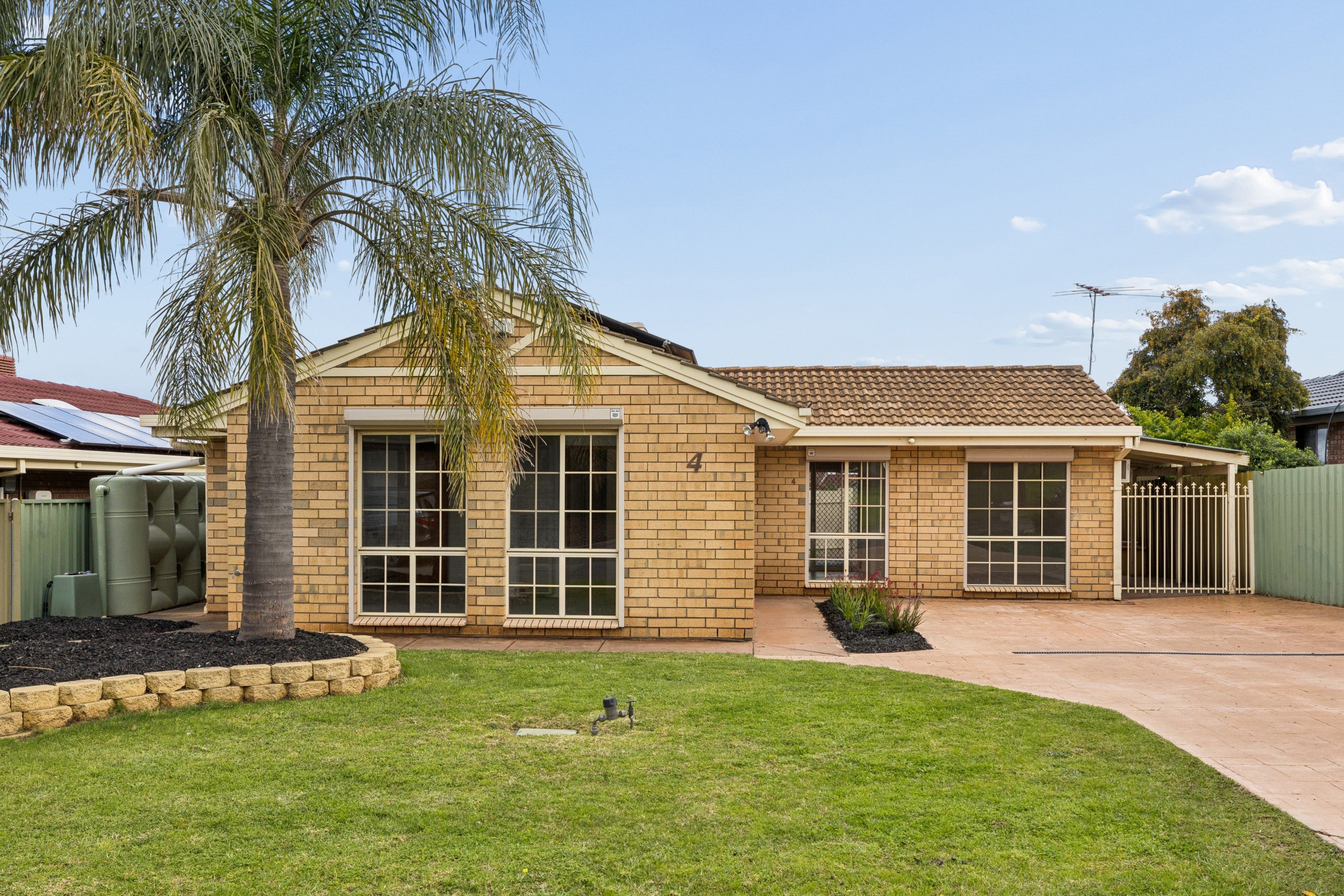 4 Marika Court — photo from Ray White St Peters