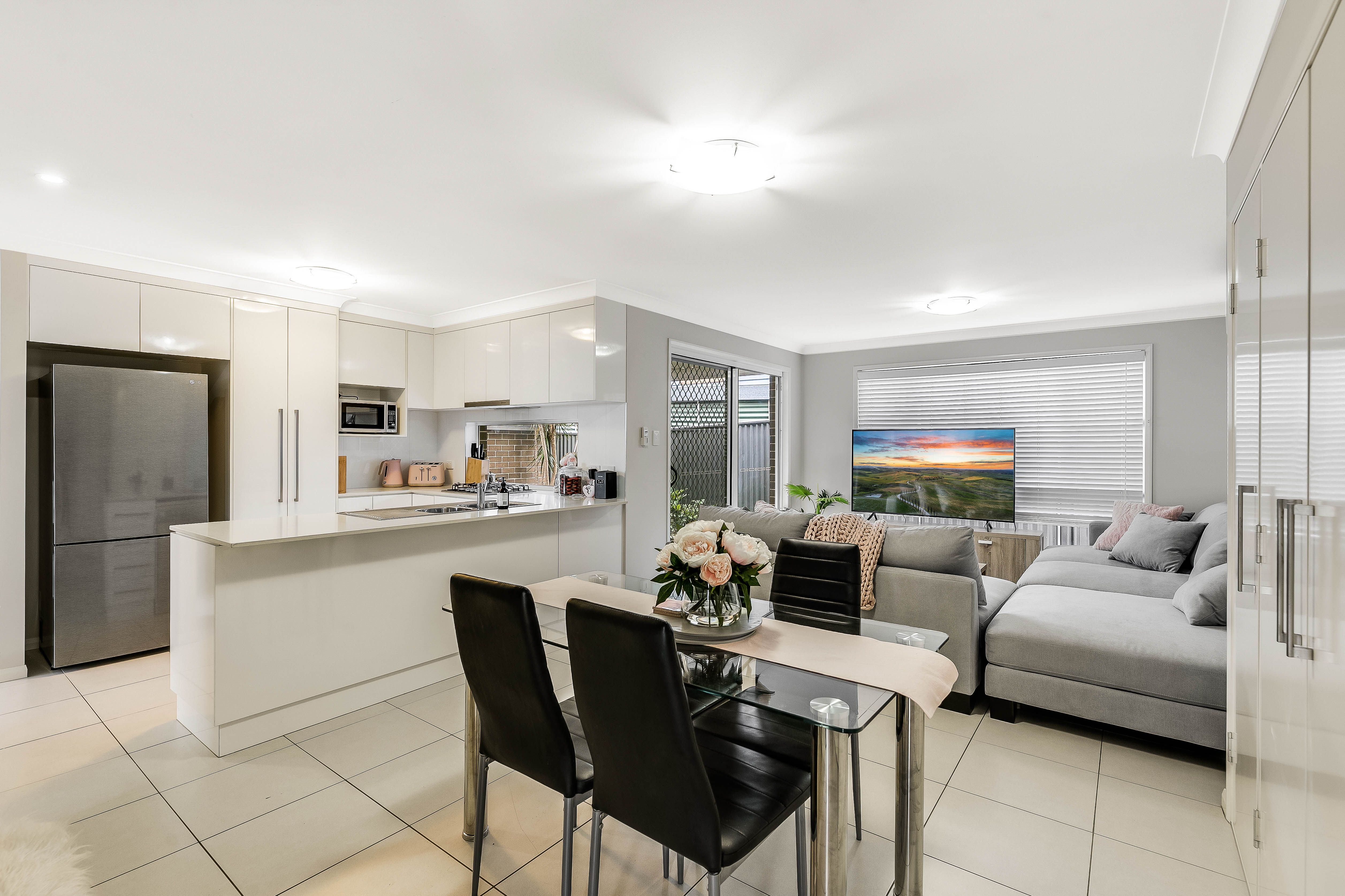 2/16 Swallow Court, Newtown, QLD 4350