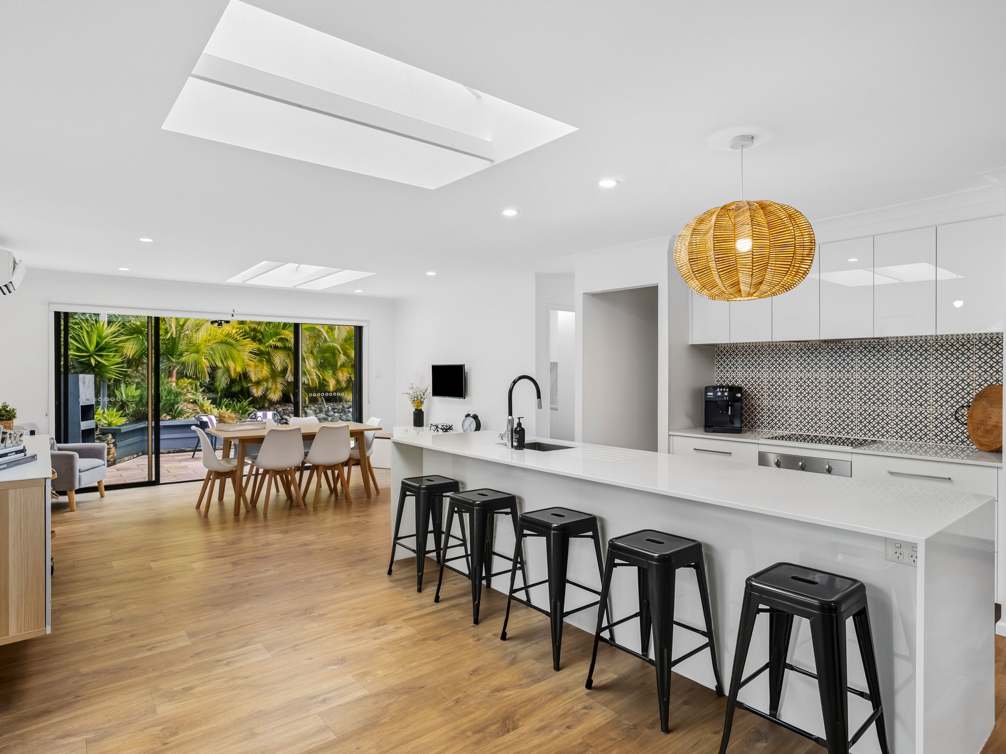 6 Hopman Court, Oxenford, QLD 4210