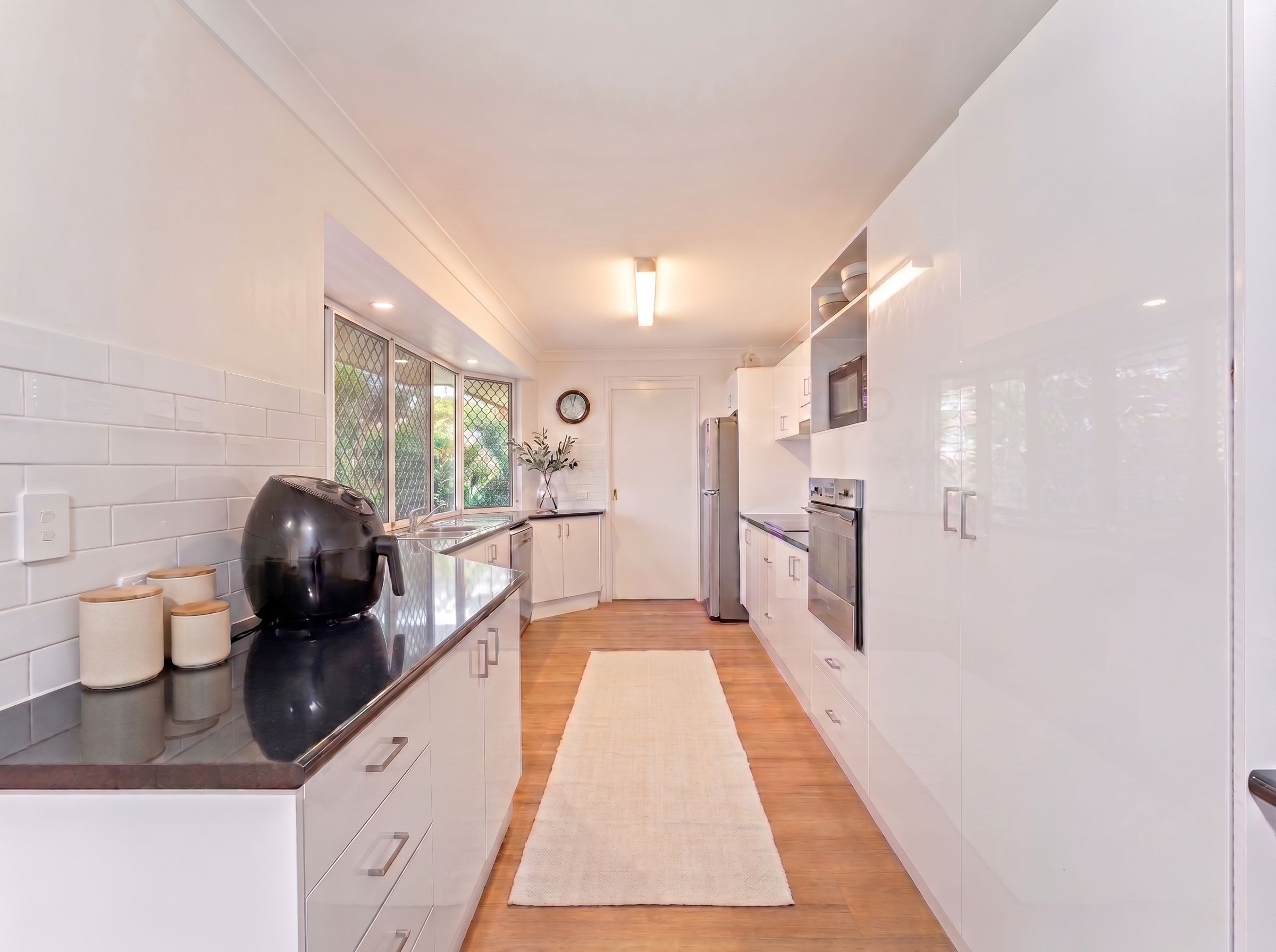 7 Howard Court — photo 4 of 25