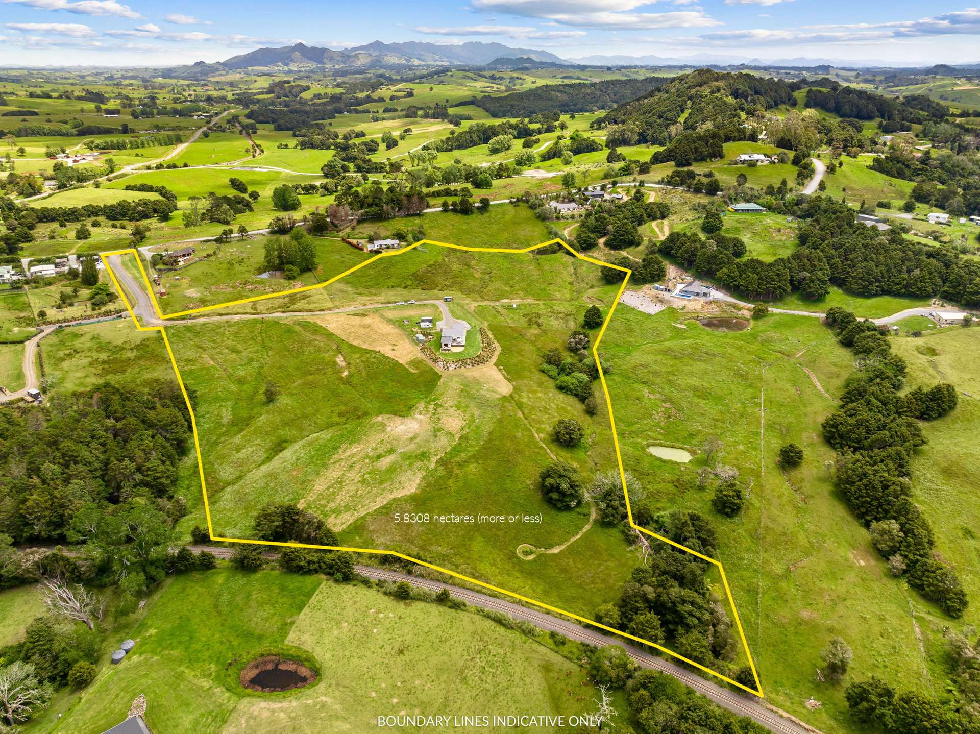 635 Ormandy Road photo 4