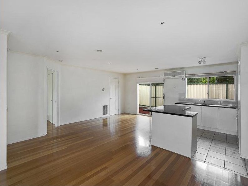19 Wallaby Walk, South Morang, VIC 3752