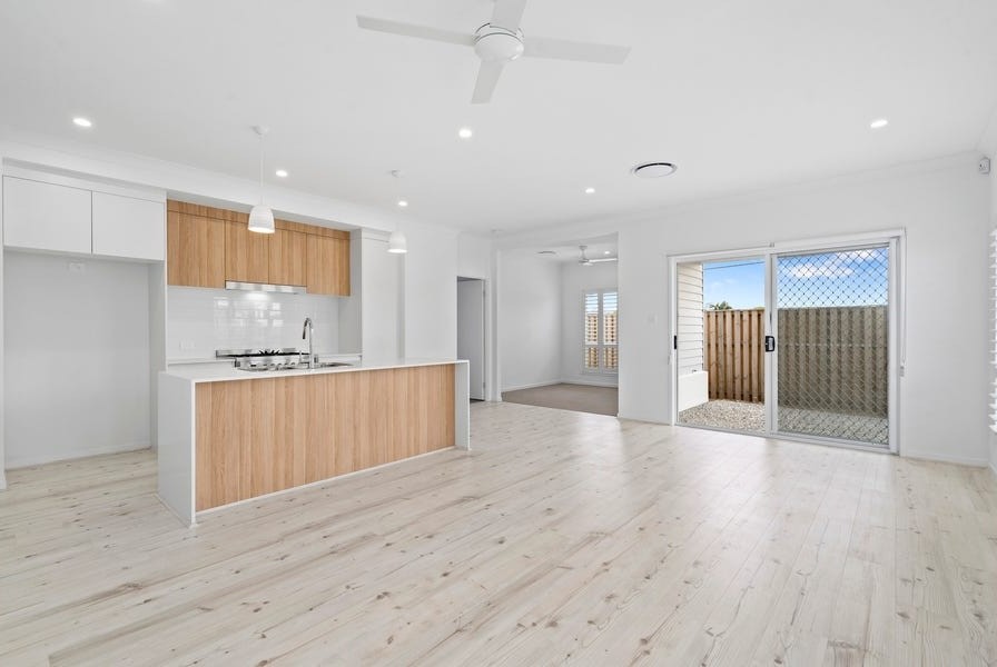 53 Lambretta Street, Hillcrest, QLD 4118