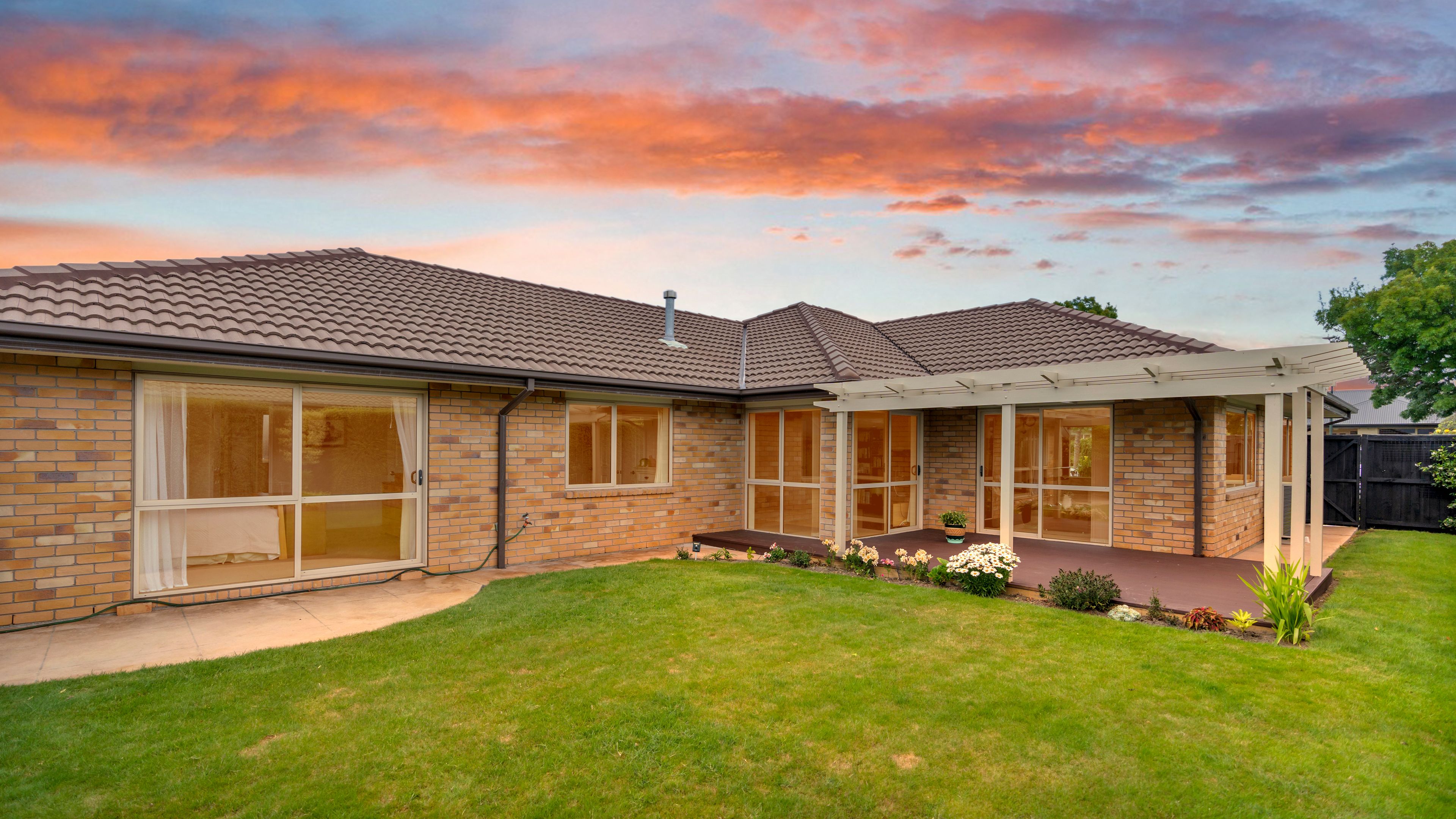 5 Ross Place, Northwood, Christchurch City