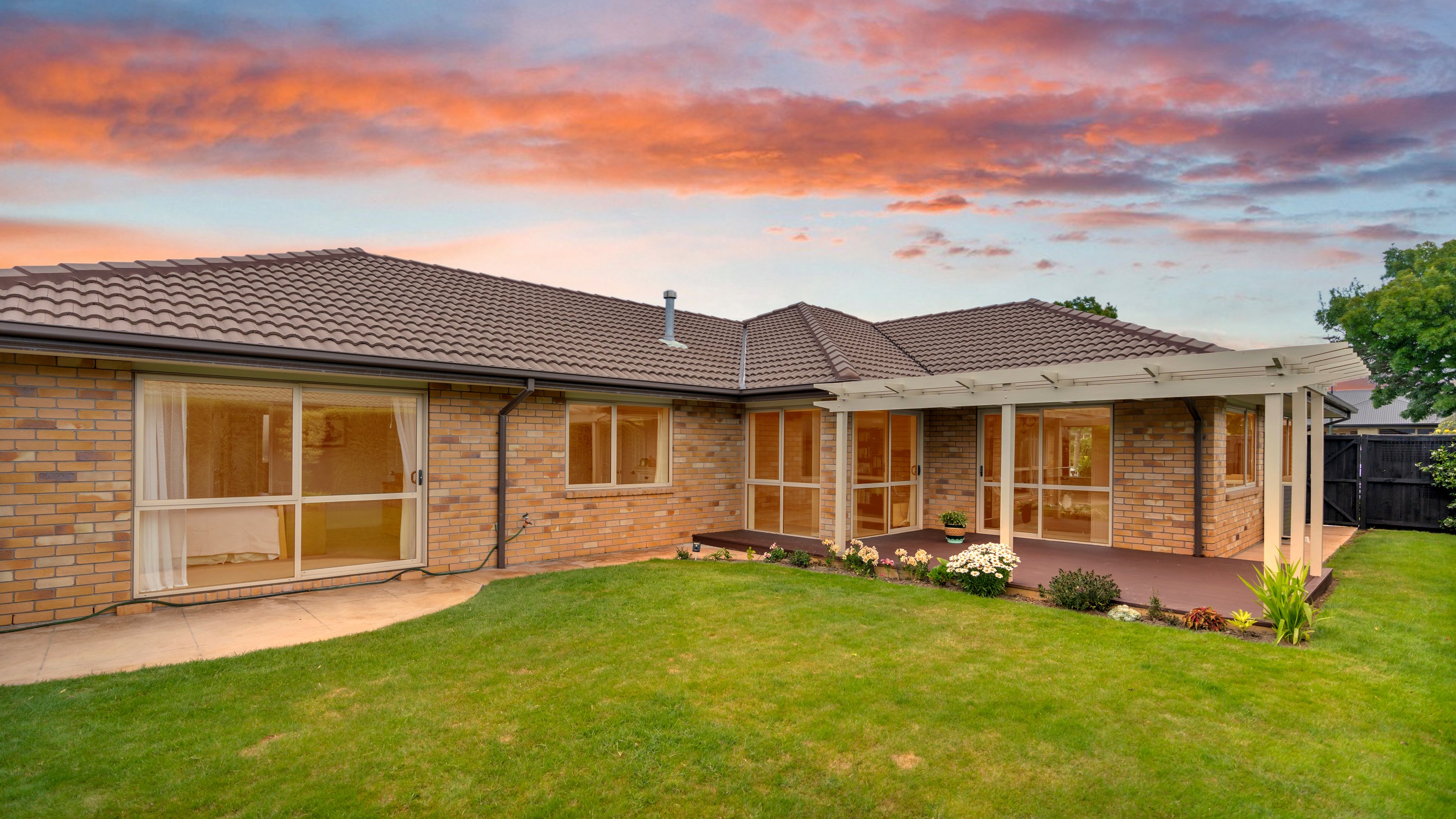 5 Ross Place, Northwood, Christchurch City