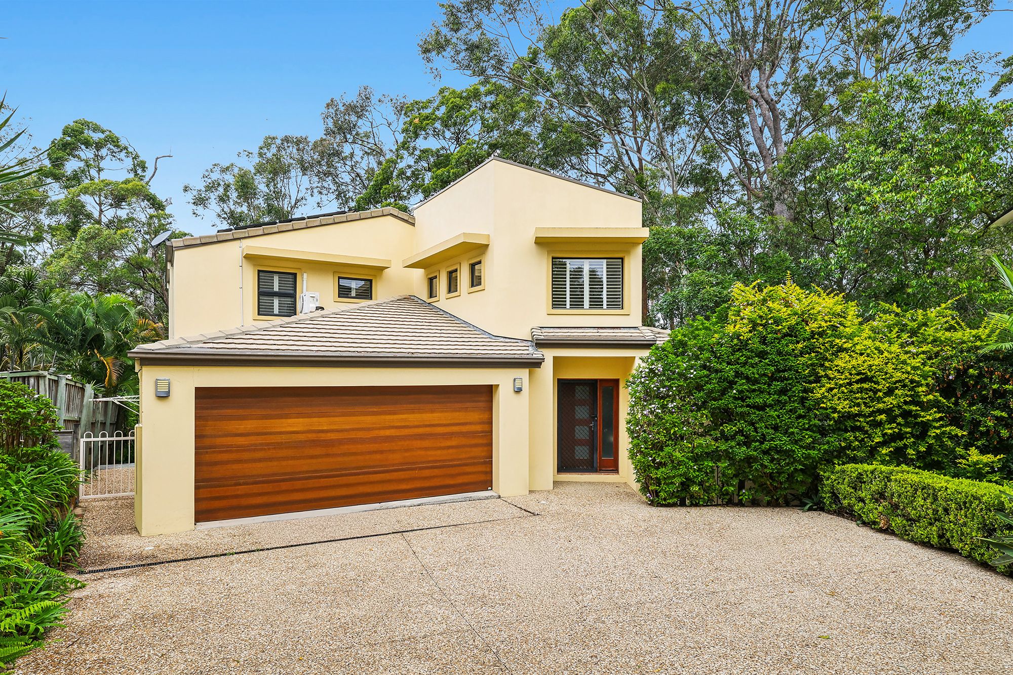 1/342 Ron Penhaligon Way, Robina, QLD 4226