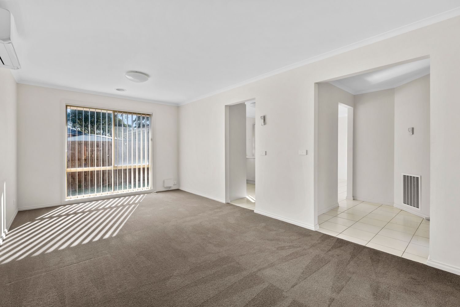 4/12-14 McGlynn Avenue, South Morang, VIC 3752