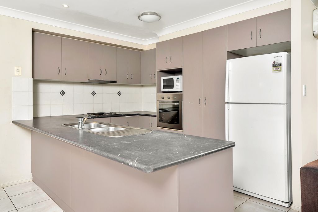 Unit 2/89 Kearney Street, Kearneys Spring, QLD 4350