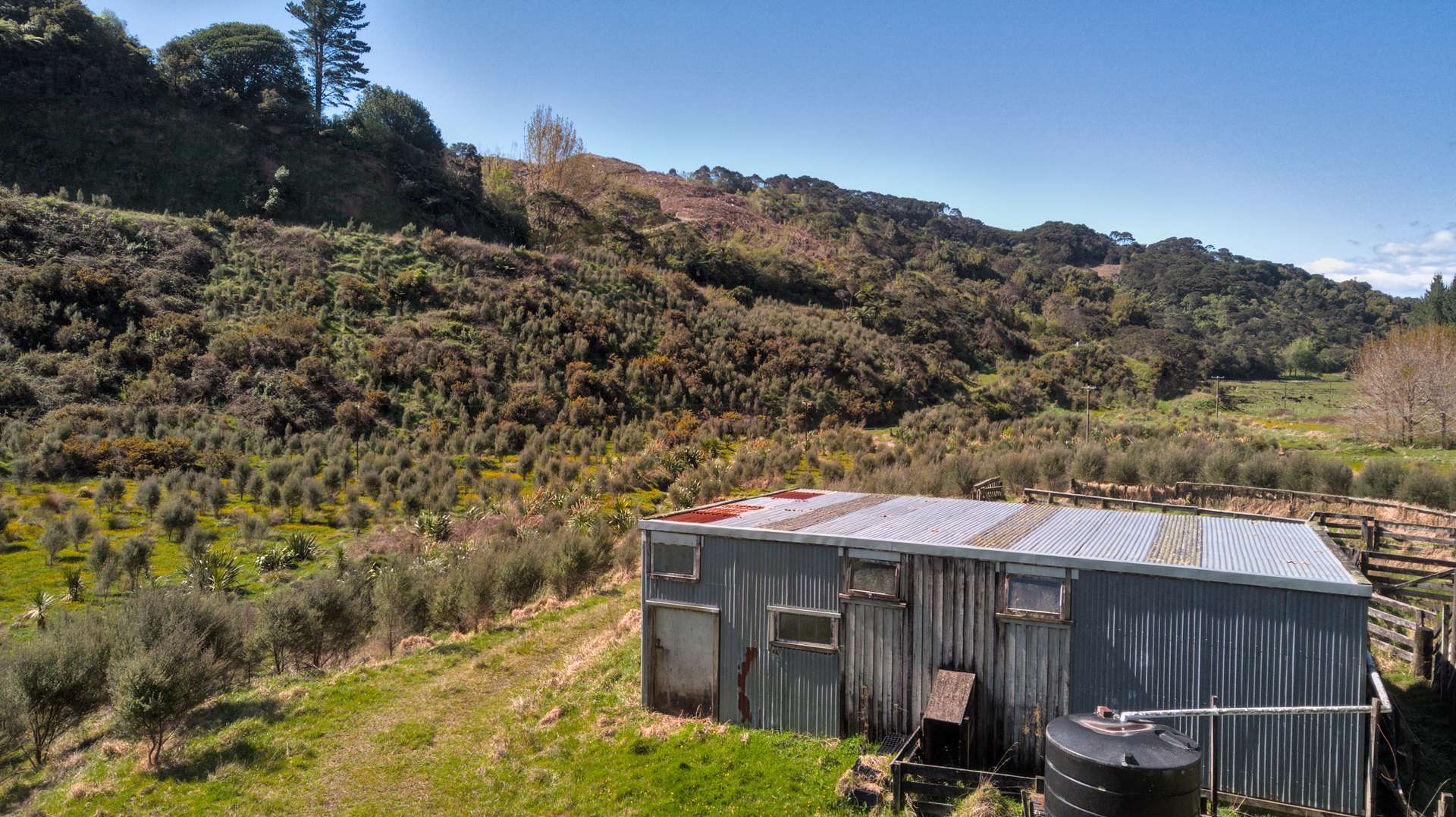 60 Whakapirau Road photo 9