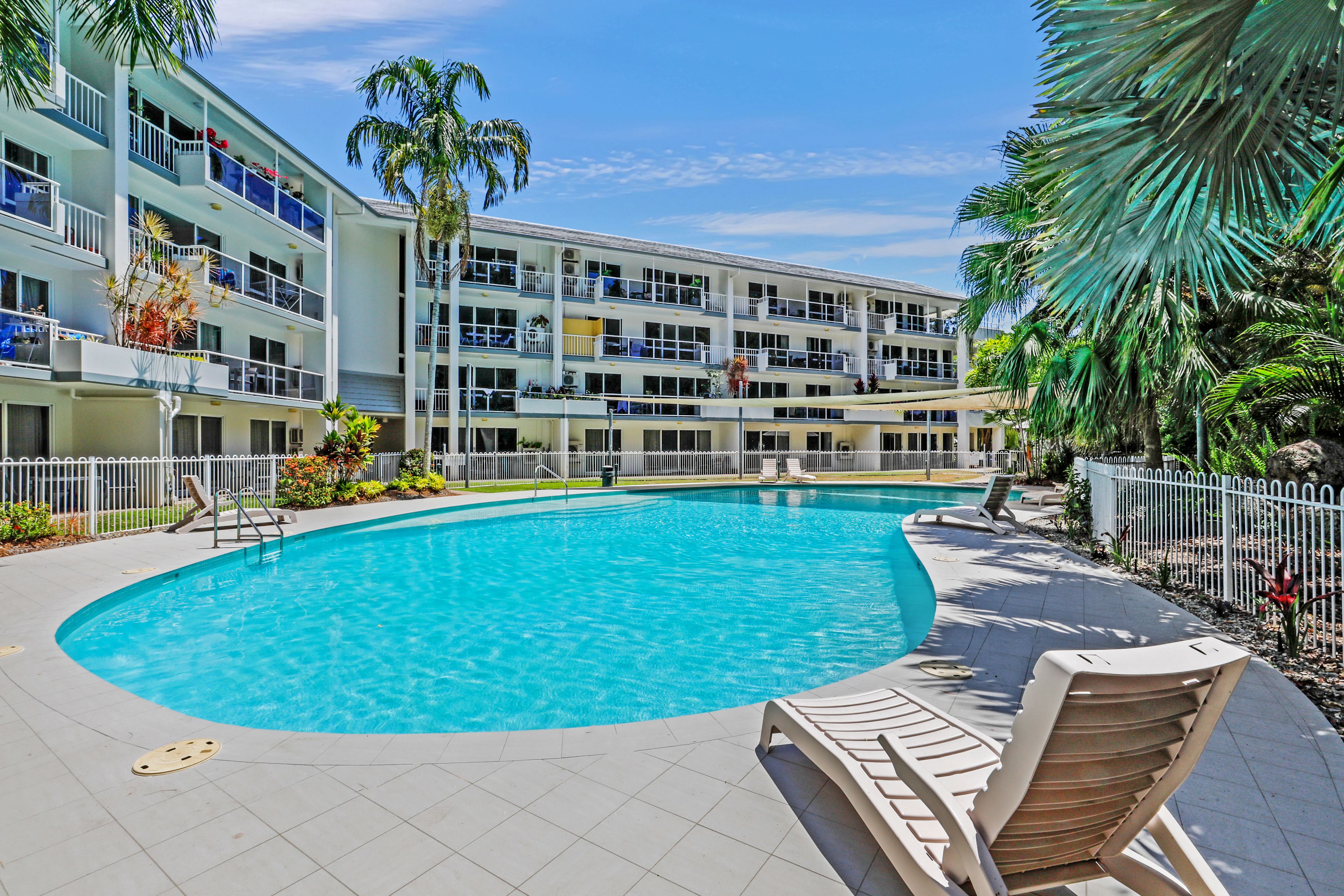 323 Coral Coast Drive, Palm Cove QLD 4879