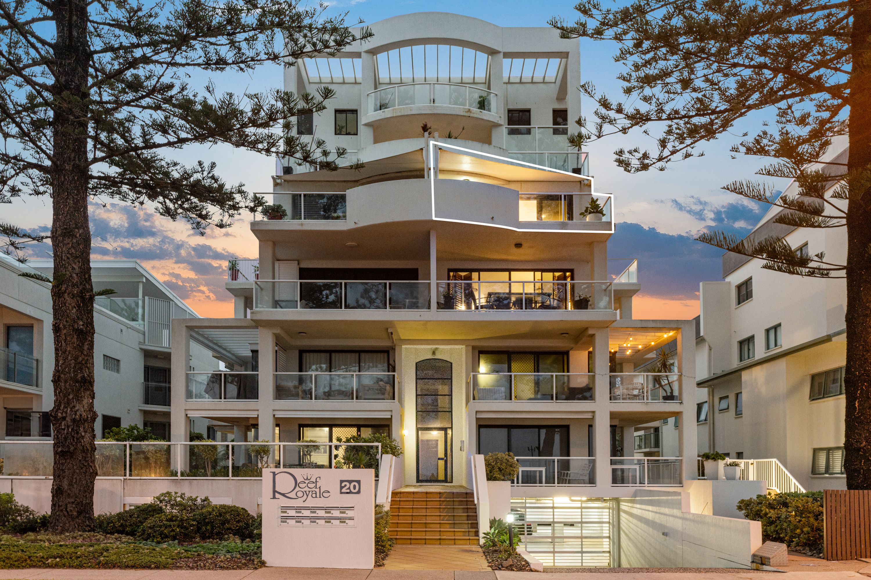 8/20-22 Marine Parade, Miami, QLD 4220