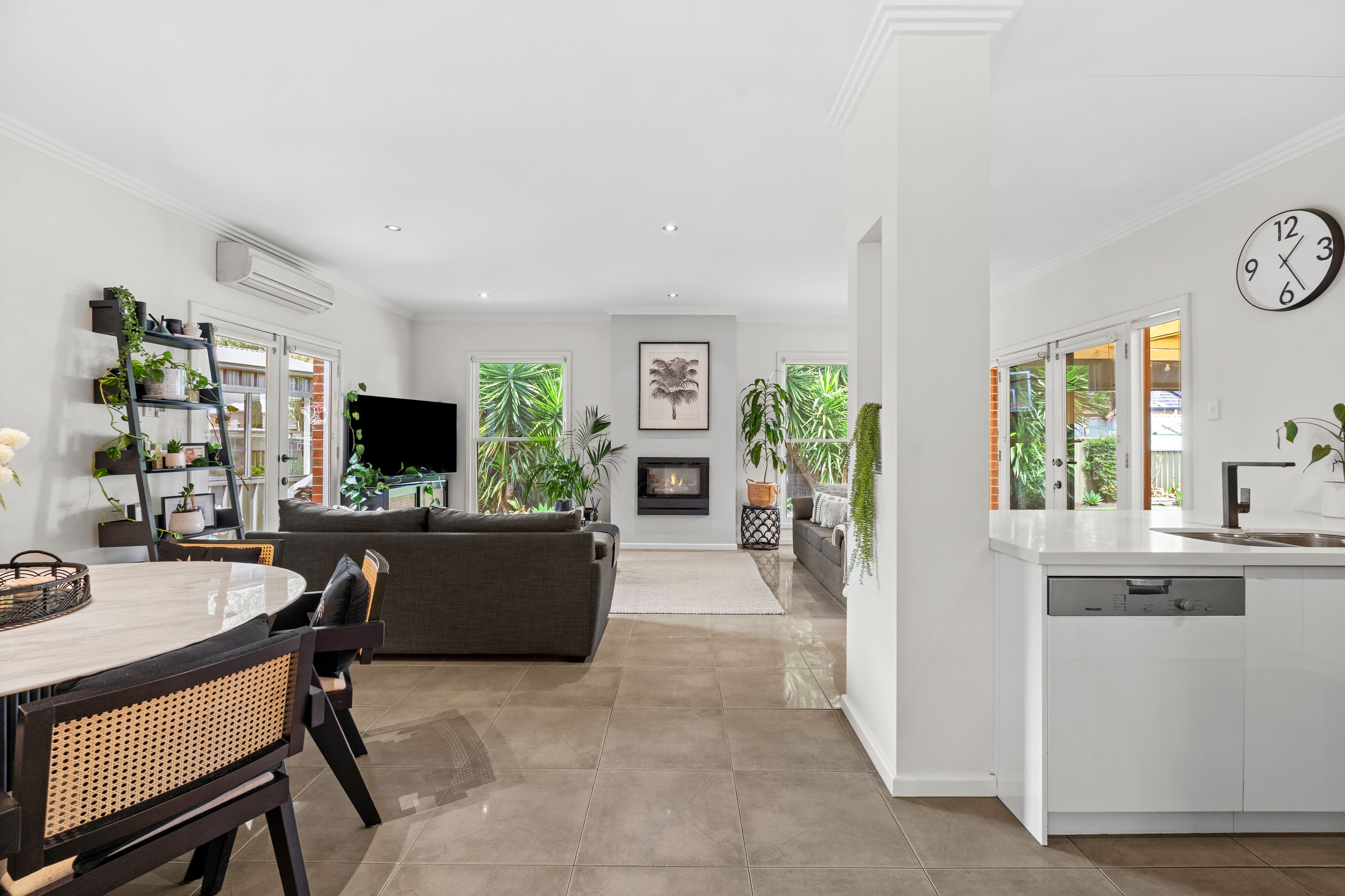 4 Edwards Avenue — photo 9 of 29