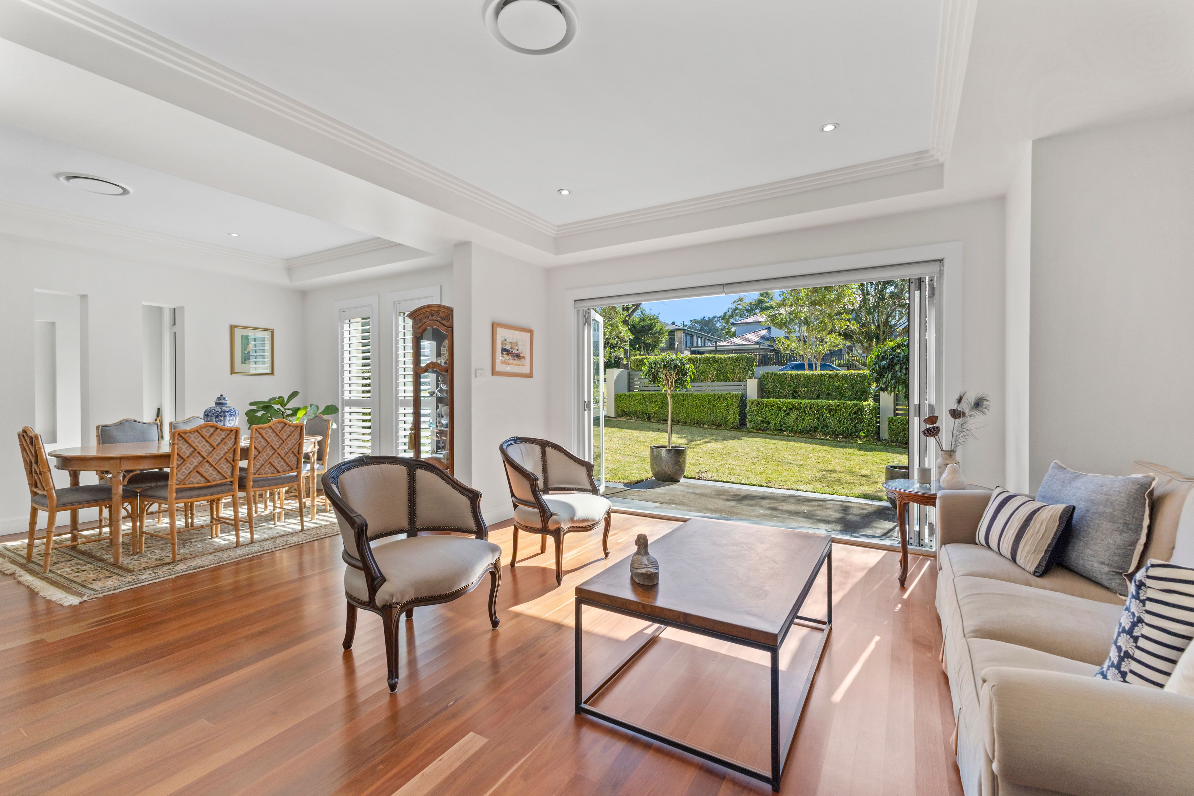 33 Murdoch Street — photo 2 of 18
