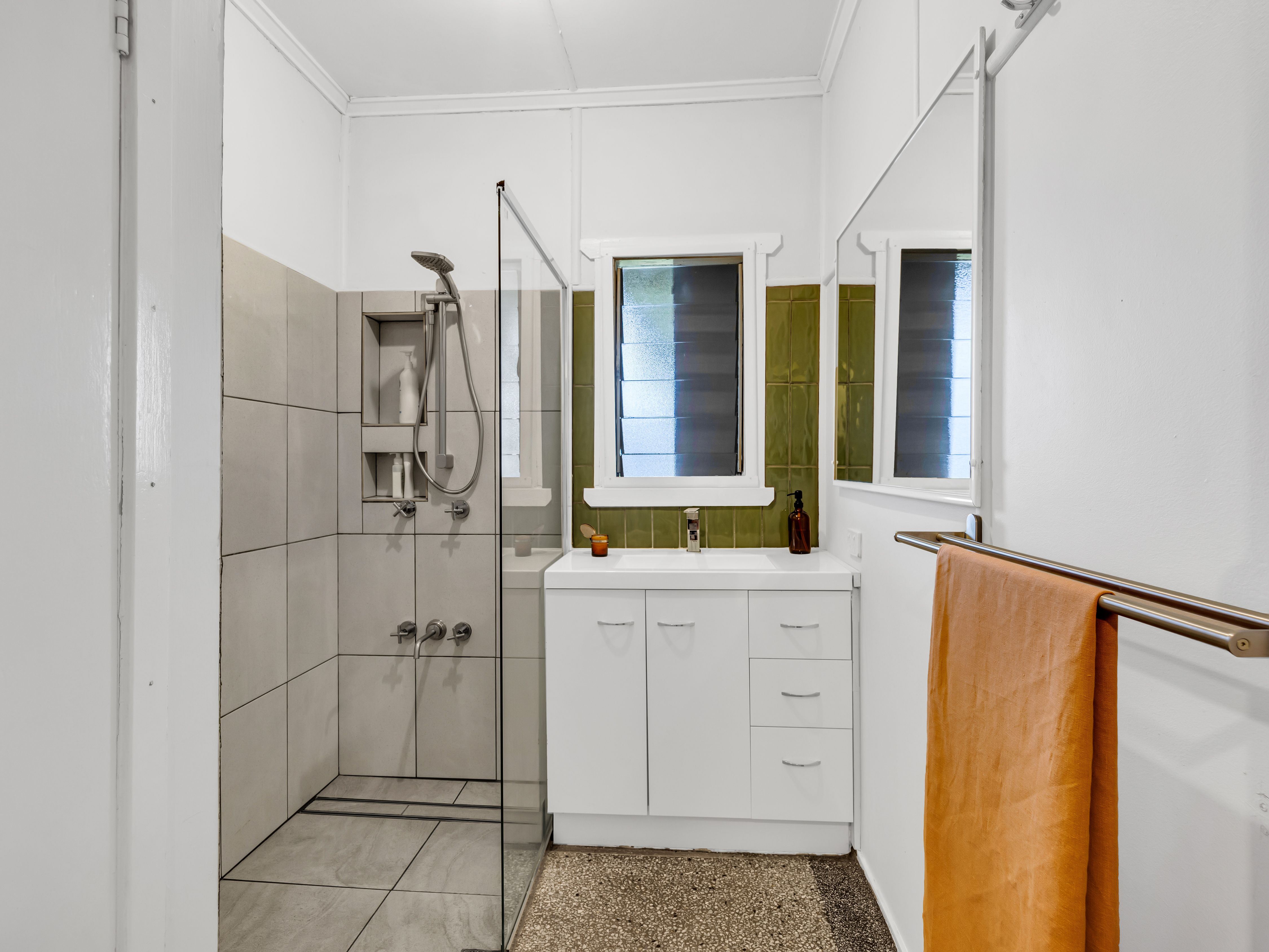 'Roseland' - A Timeless Country Retreat with Dual Living & Endless Possibilities — photo 23 of 30