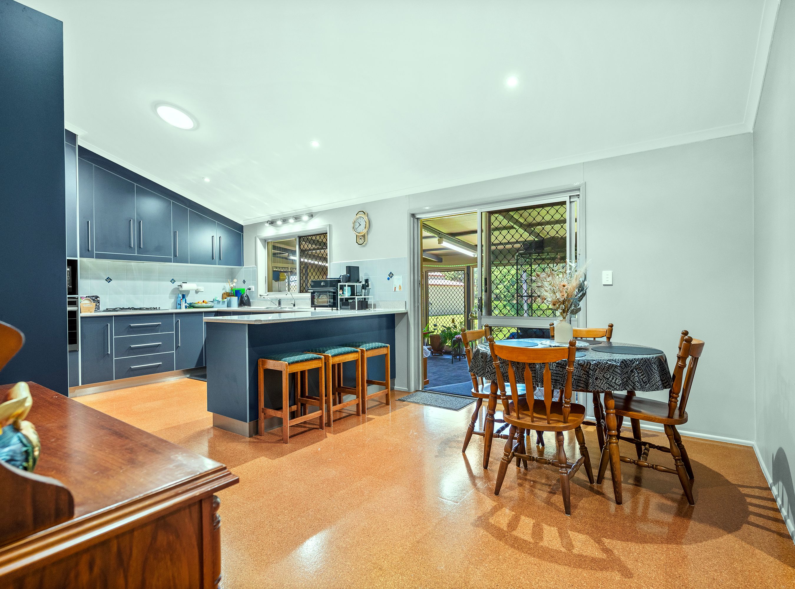 11 Estate Street — photo 7 of 30