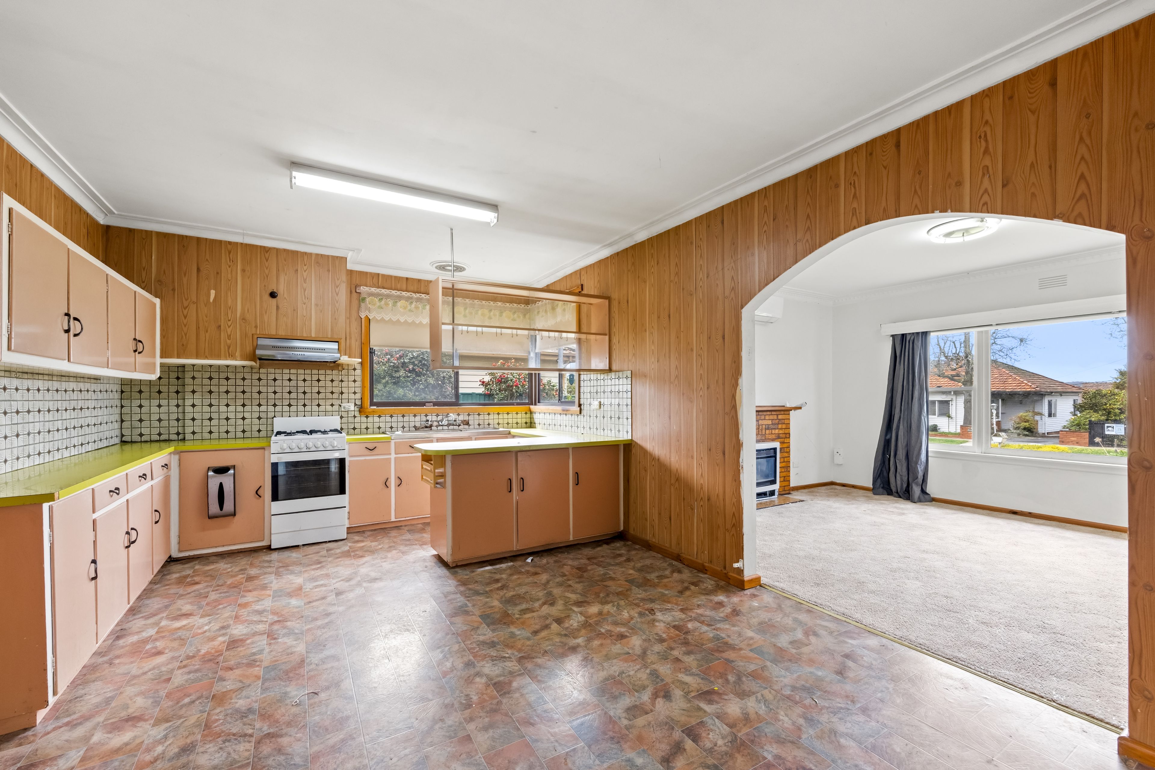 13 Grammar Street — photo 4 of 18