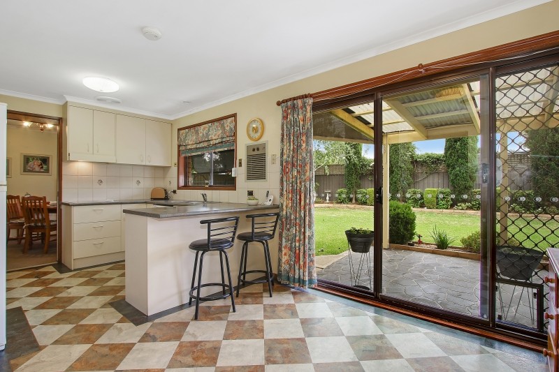 572 Iluka Crescent, Lavington, NSW 2641