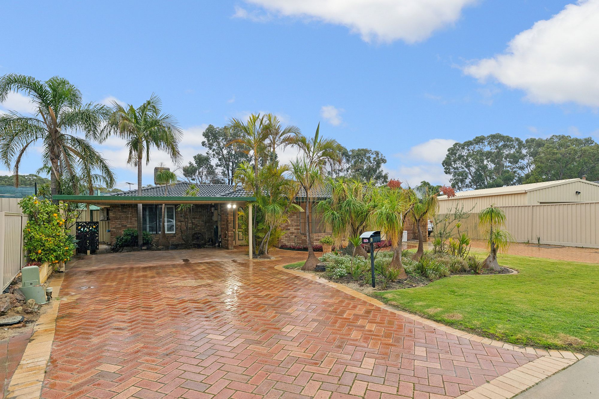 4 Bromley Place, Kingsley, WA 6026