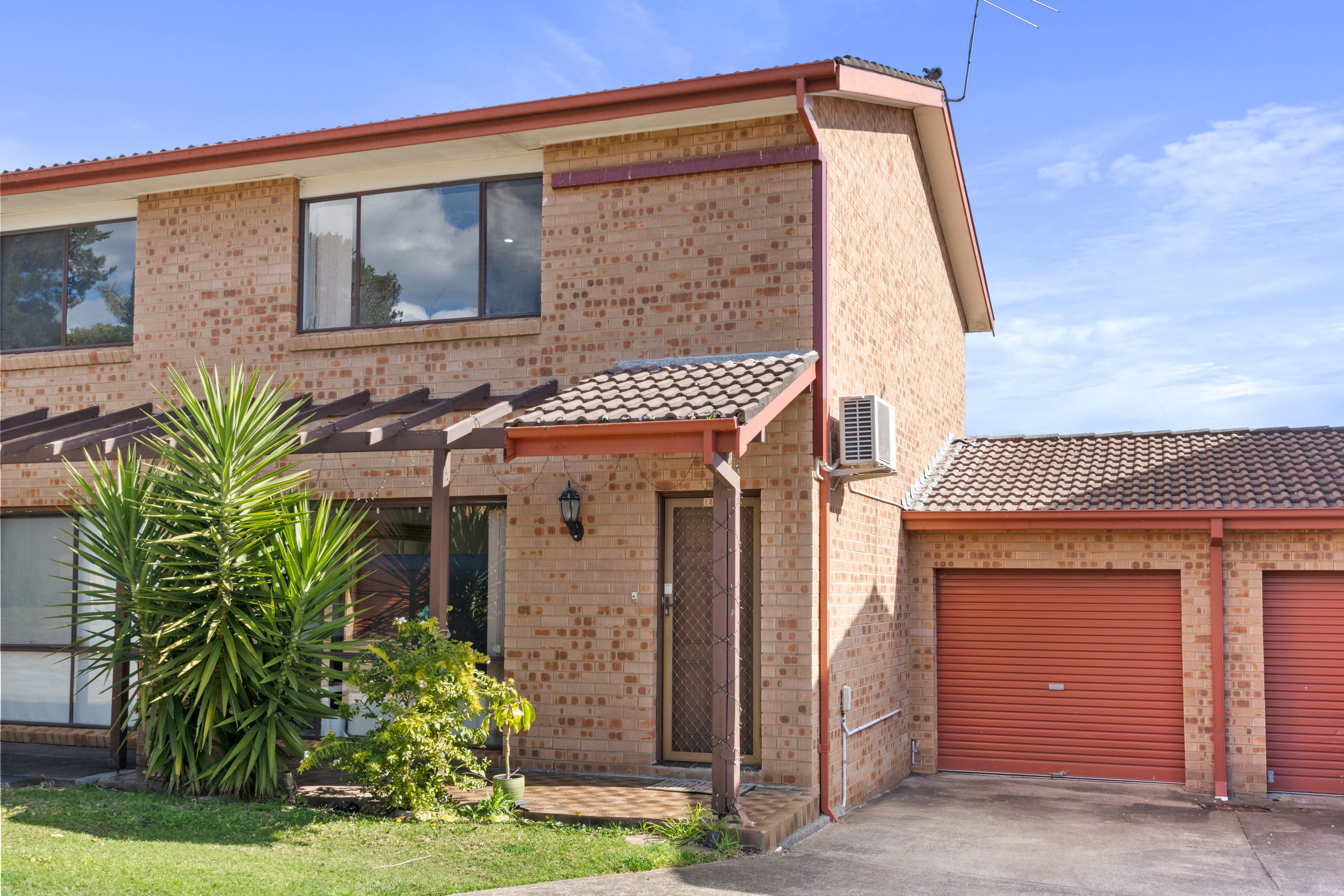 14/3 First Avenue, Macquarie Fields, NSW 2564