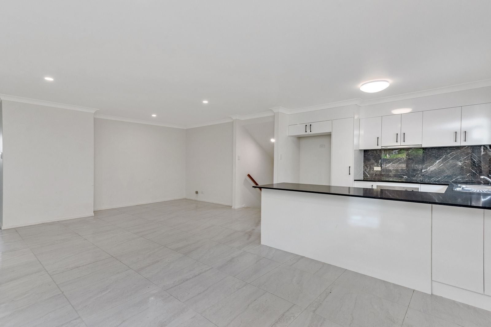 6 Amaray Drive, Upper Coomera QLD 4209