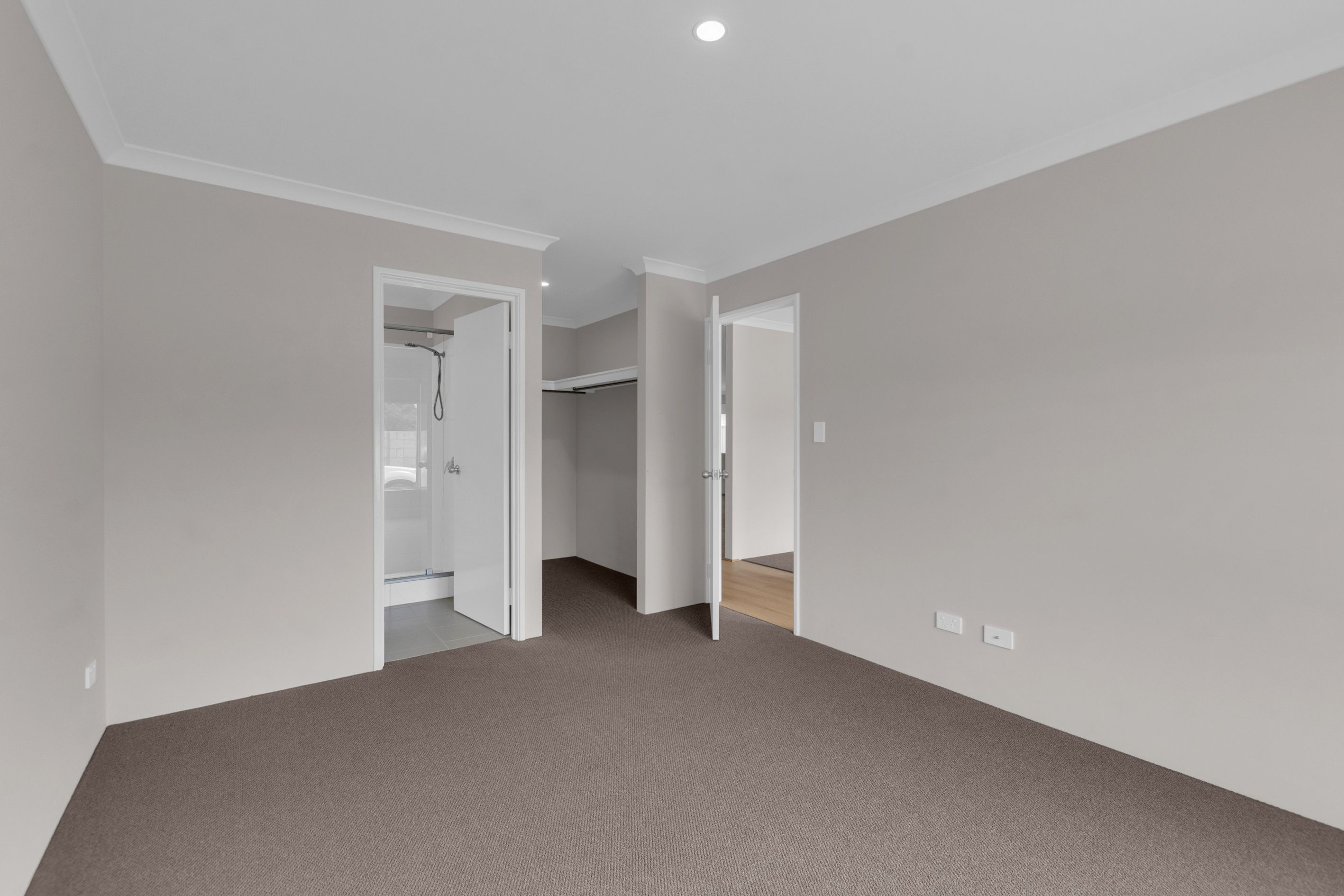 13 Shamrock Avenue — photo 9 of 17