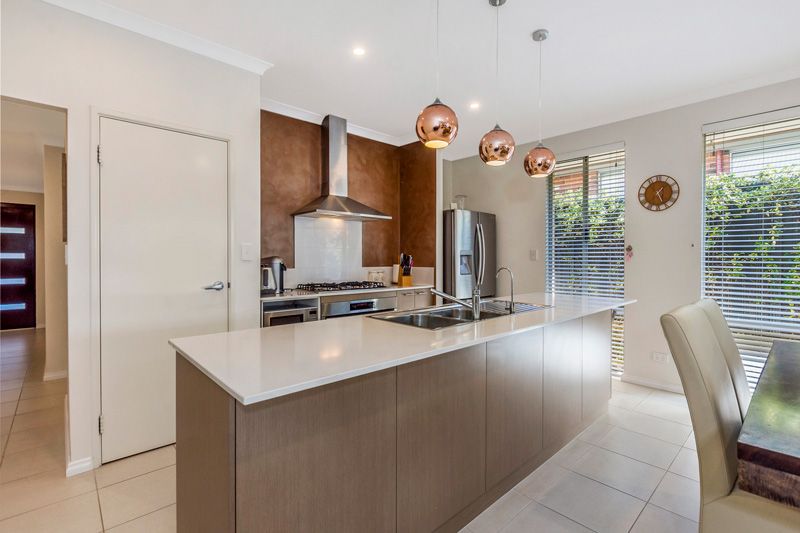 6 Vickers Road, Baldivis, WA 6171 - House for Rent - Ray White ...