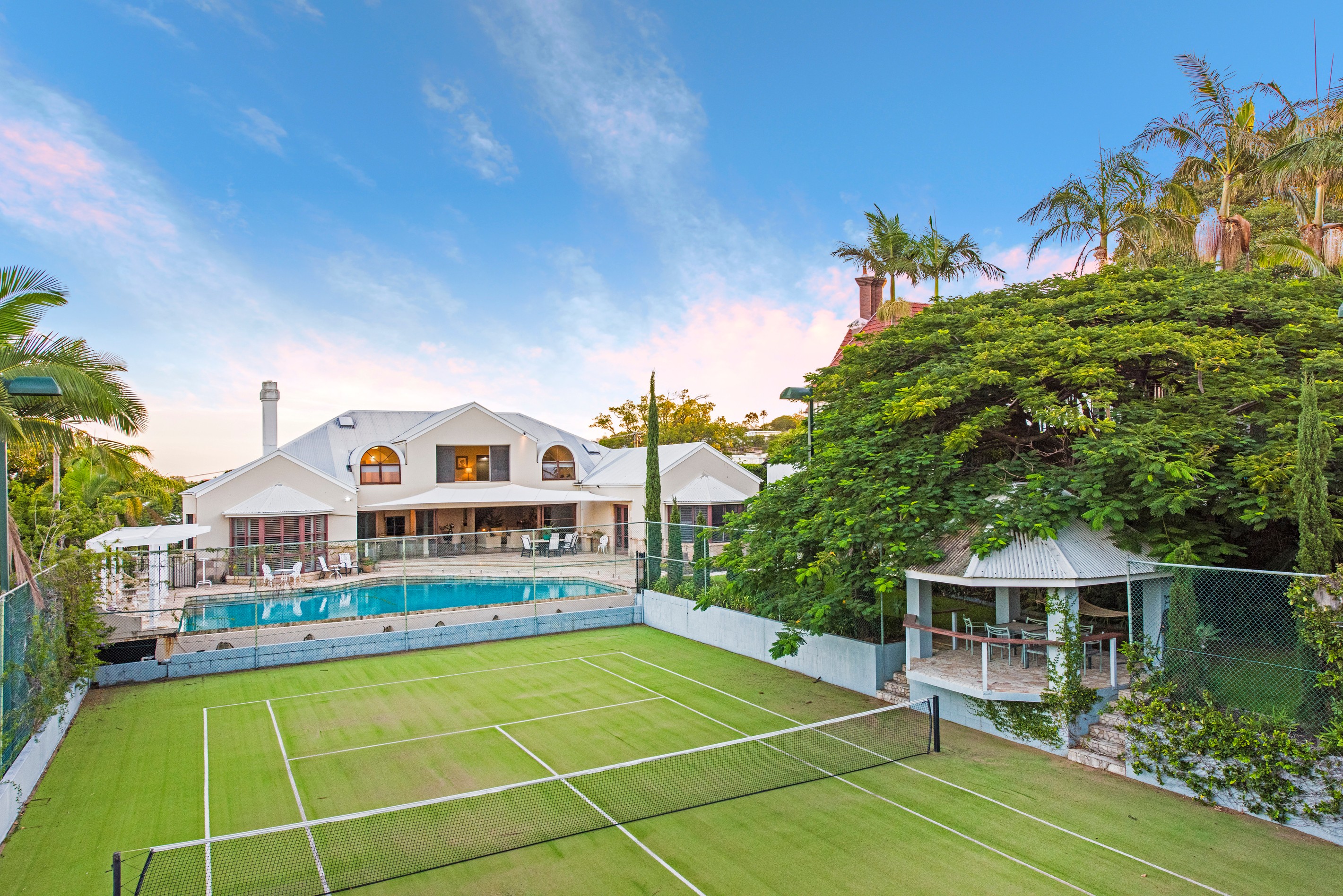 100 Oriel Road, Clayfield, QLD 4011