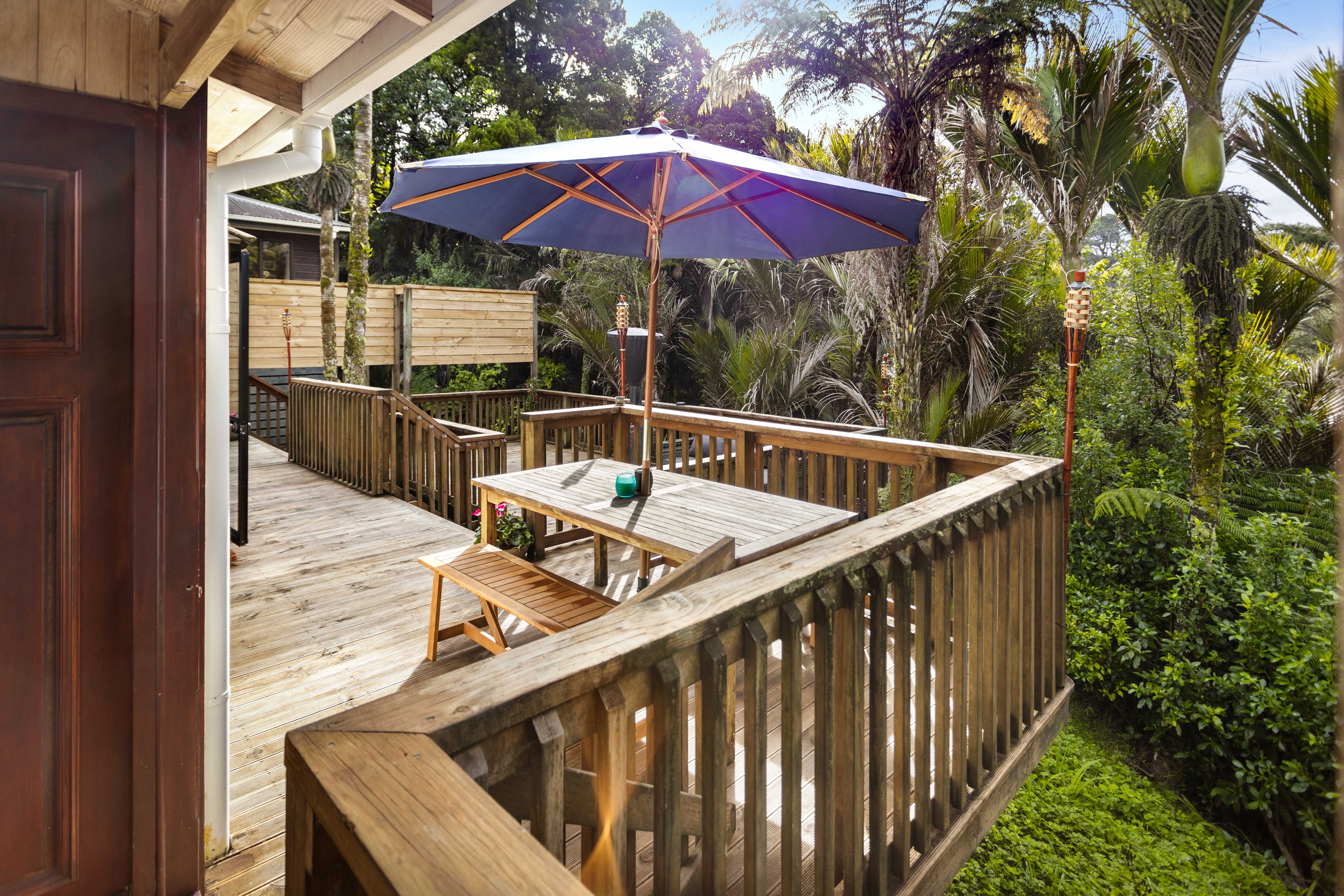 1 Woontons Lane, Titirangi, Waitakere City