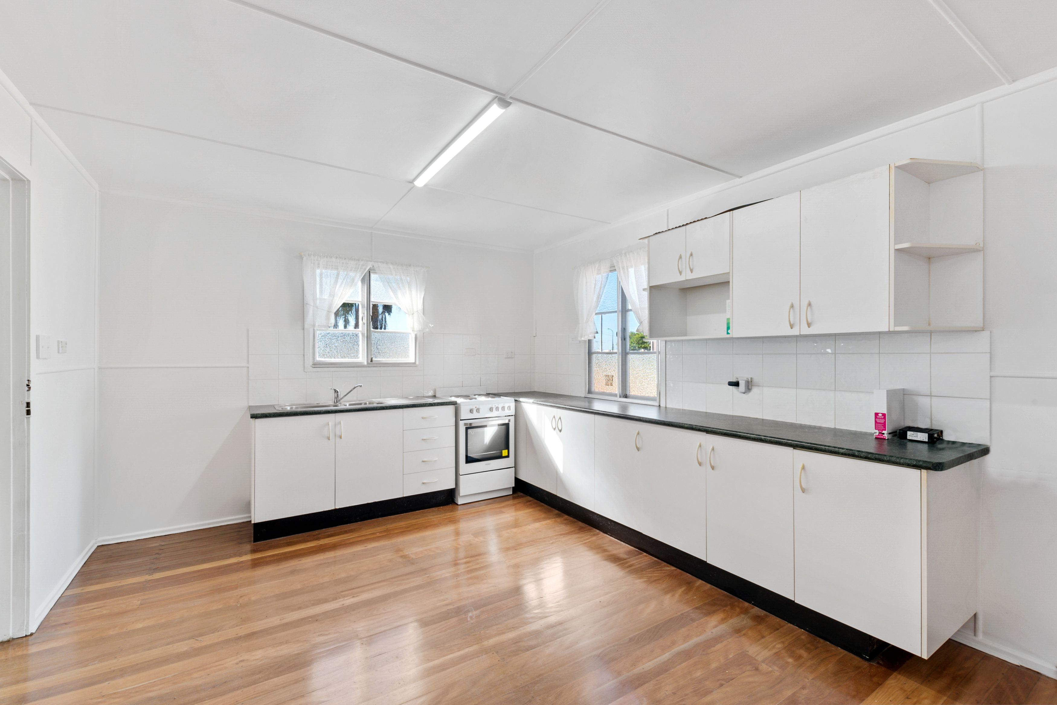 4 Sorrento Street, Margate, QLD 4019