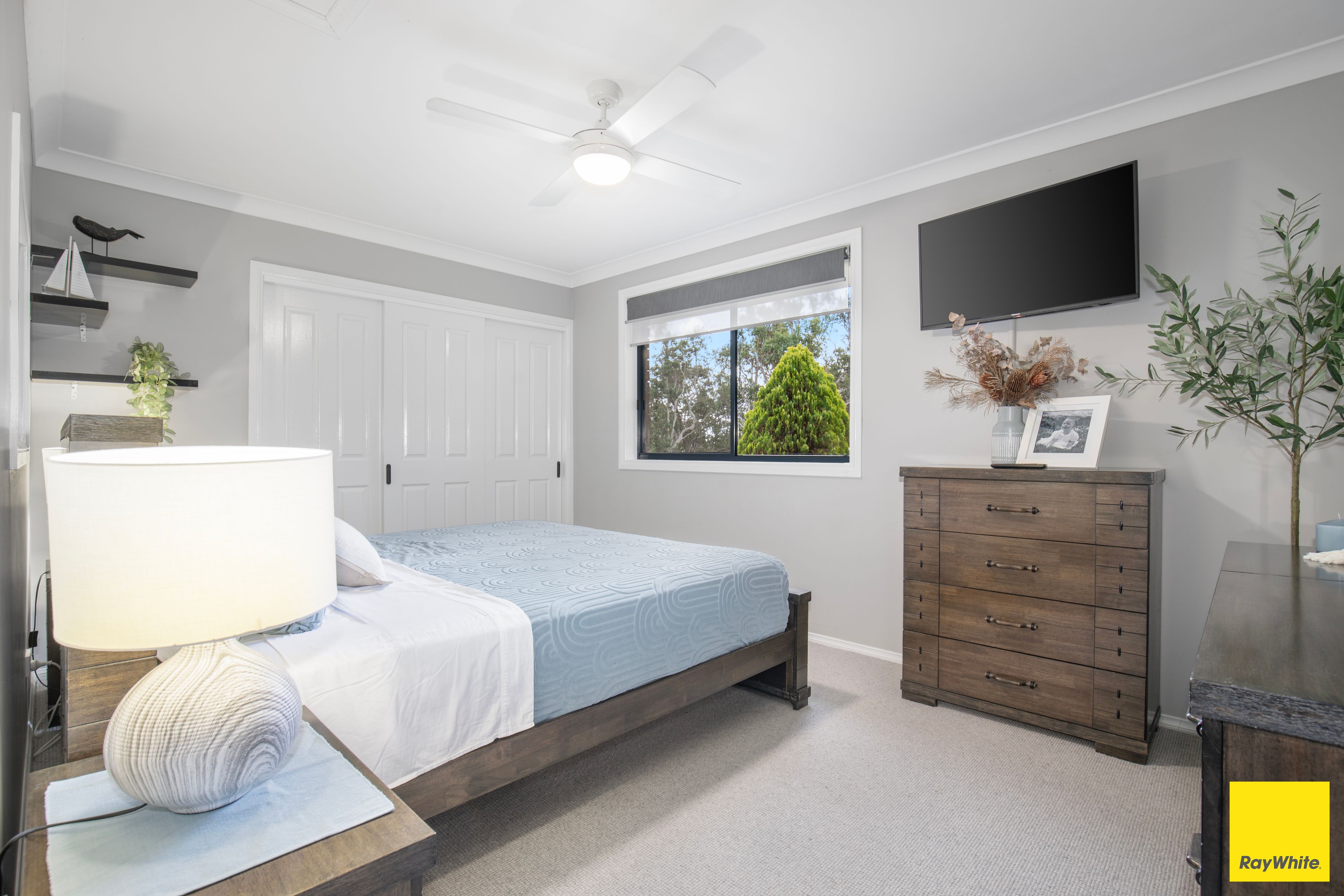 5 Dumaresq Street — photo 8 of 15