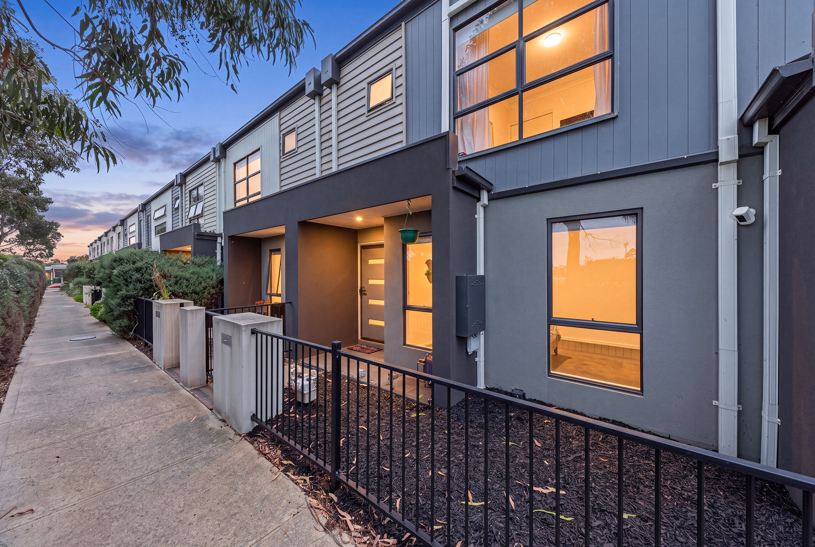 21 Carroll Walk, Pakenham, VIC 3810