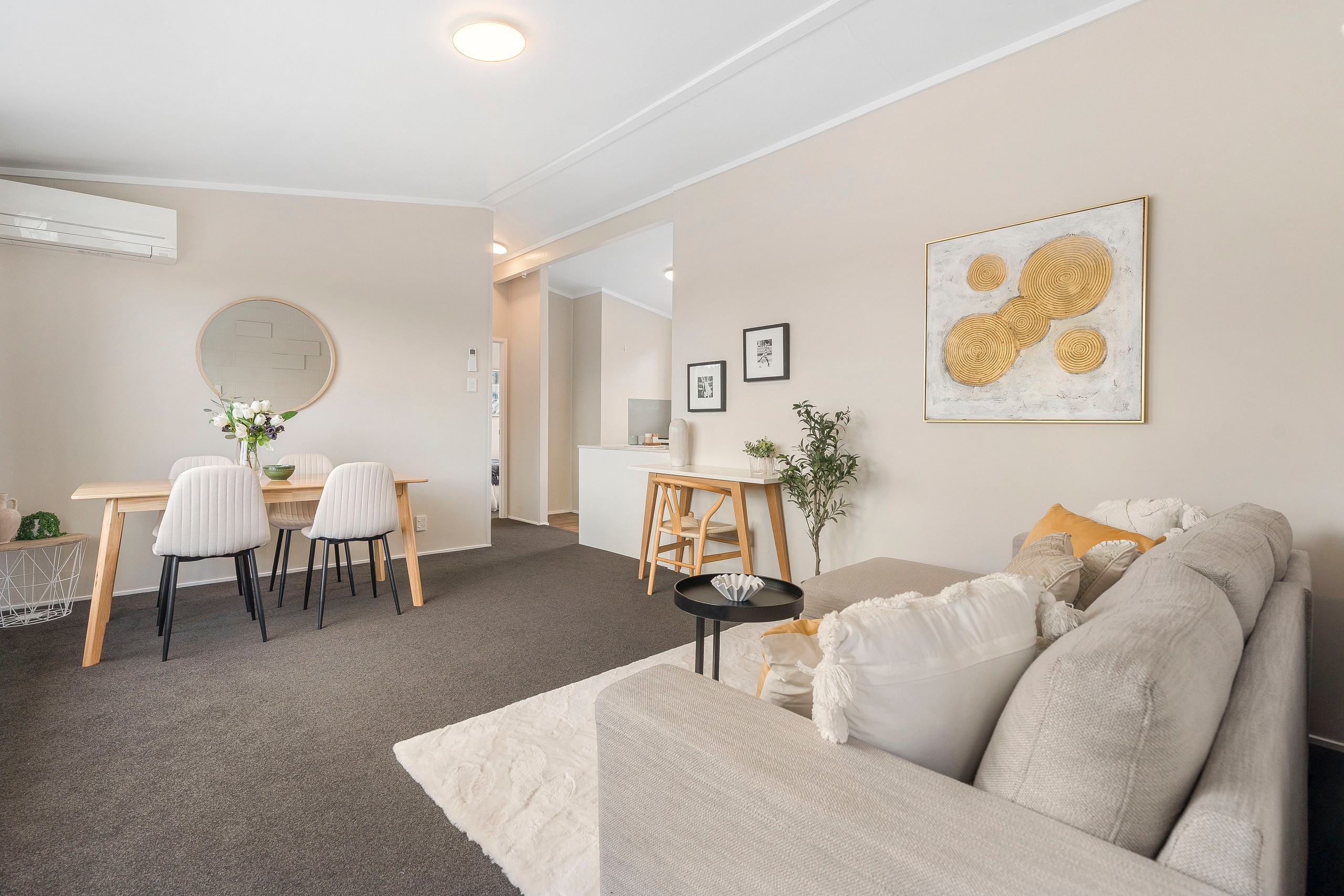 2/6 Leonard Road, Mount Wellington, Auckland City