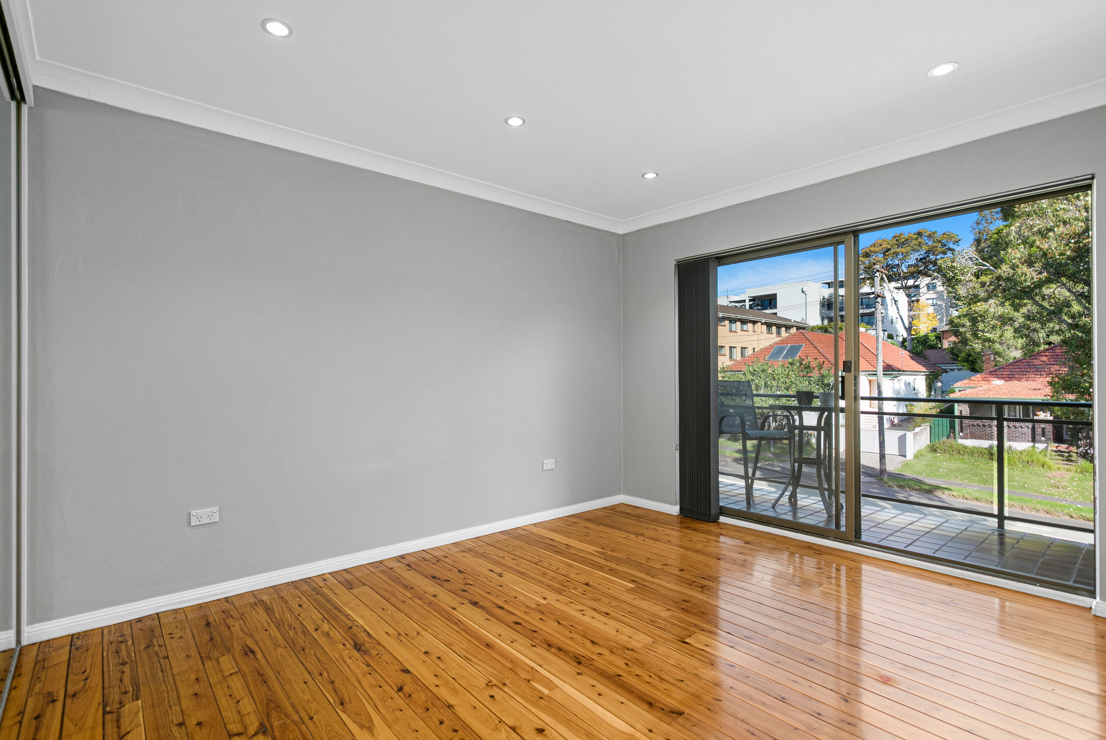 3/58 Bourke Street — photo 5 of 10