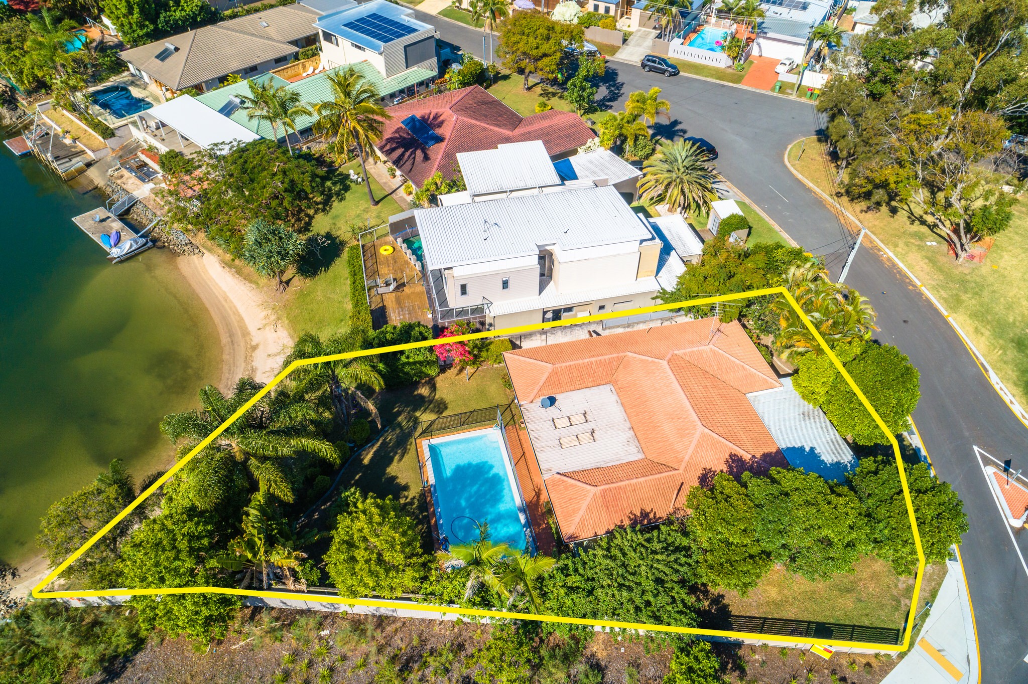4 La Spezia Court, Surfers Paradise, QLD 4217