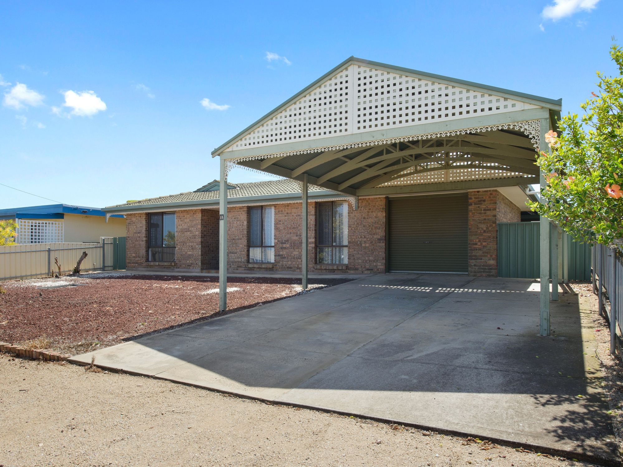 15 Barton Road, Tiddy Widdy Beach, SA 5571