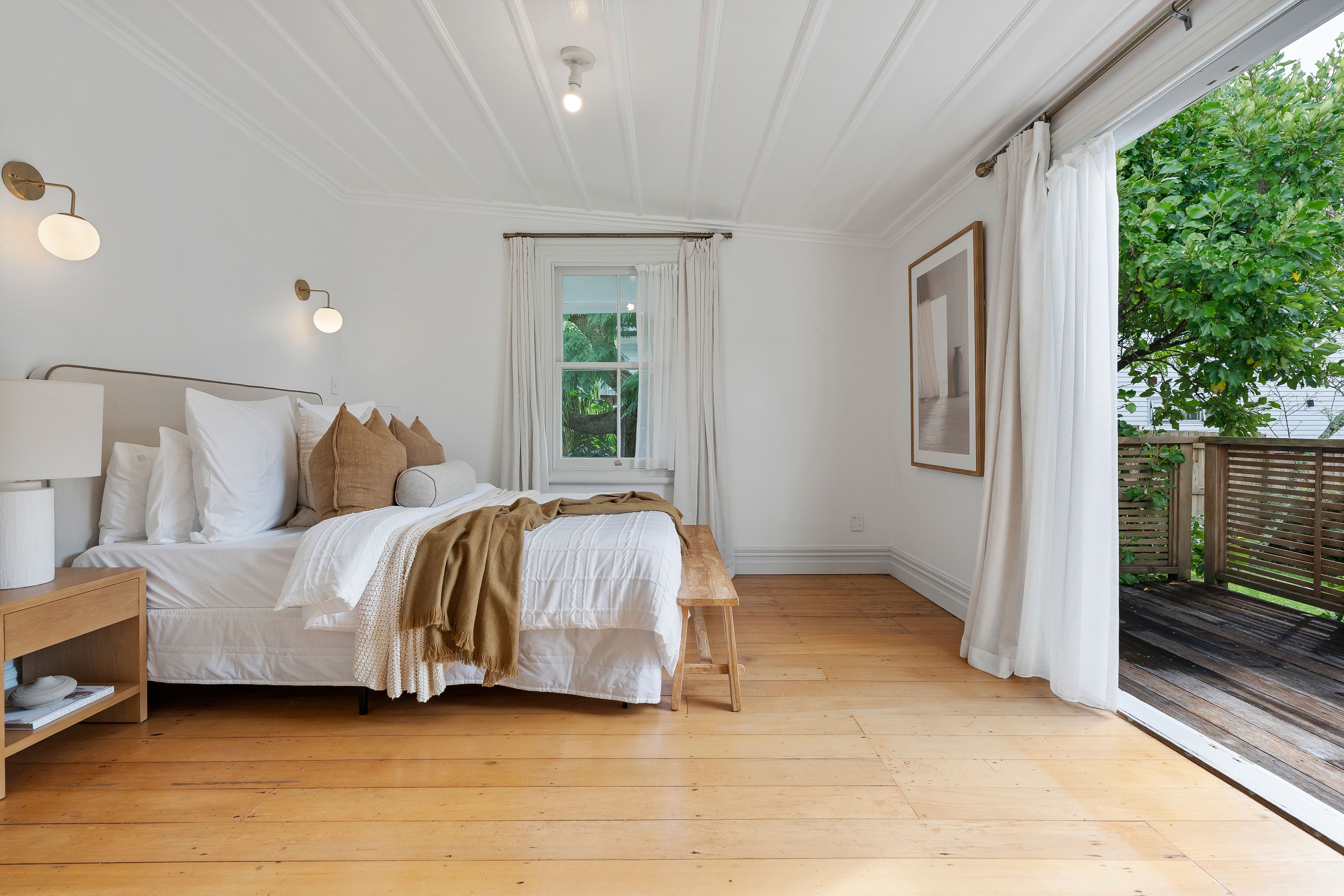 27 Tramway Road, Beach Haven, North Shore City