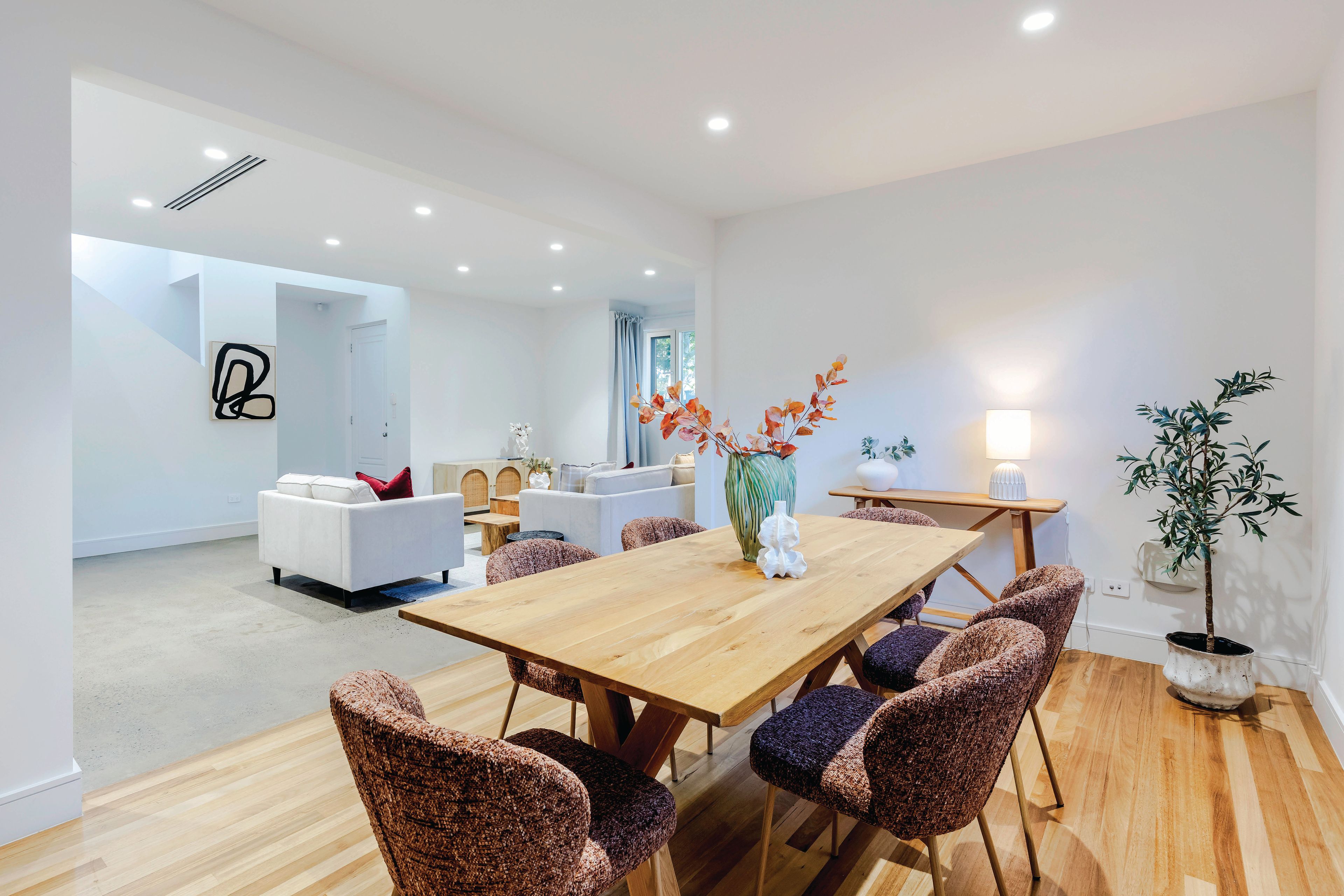 375A Regency Road — photo 13 of 30