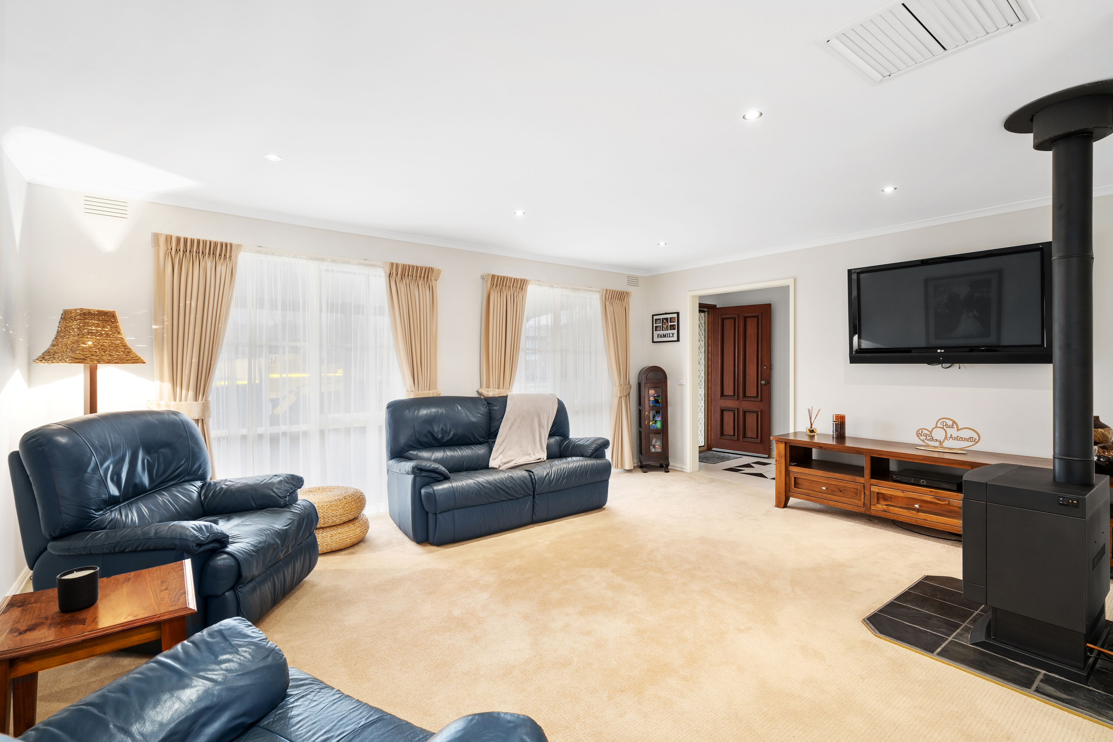63 Buckmaster Drive, Mill Park, VIC 3082