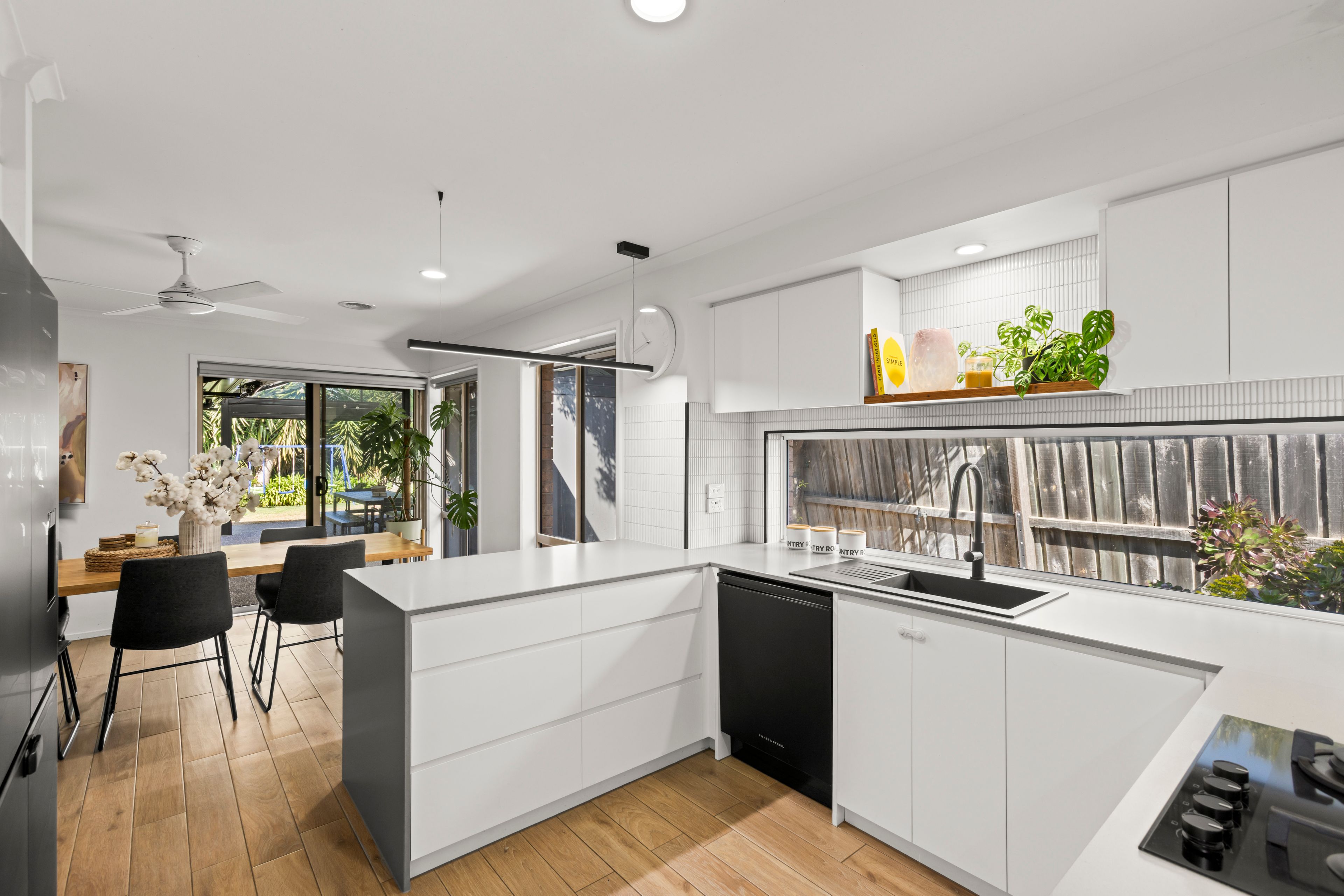 7 Chiller Court — photo 3 of 15